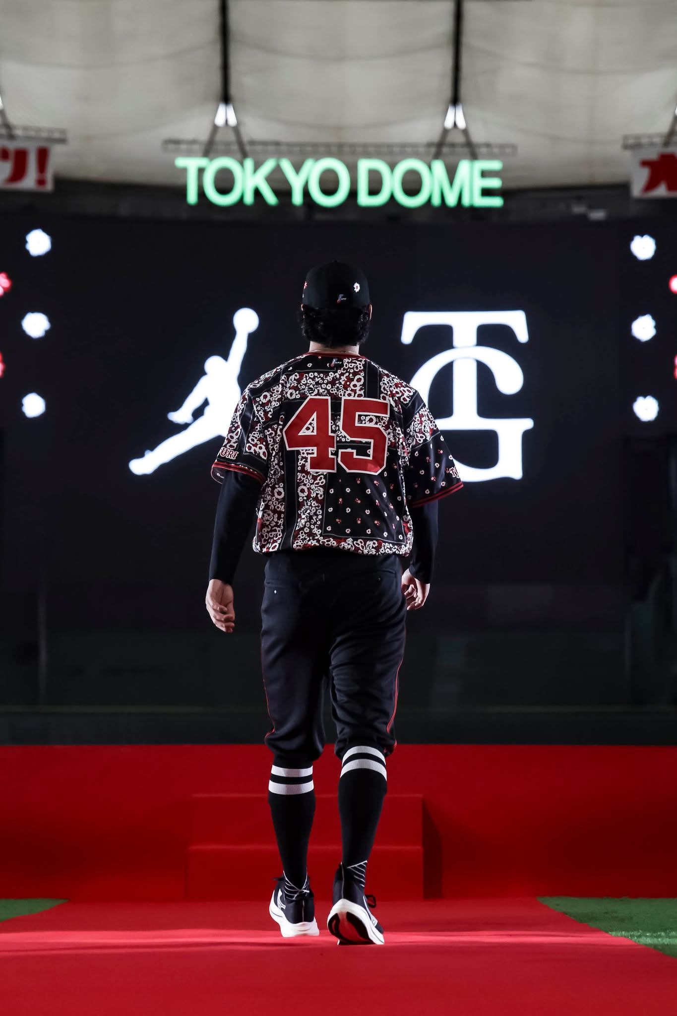 7/31～8/2のDeNA戦で「JORDAN BRAND」とコラボレーションし、チームが
