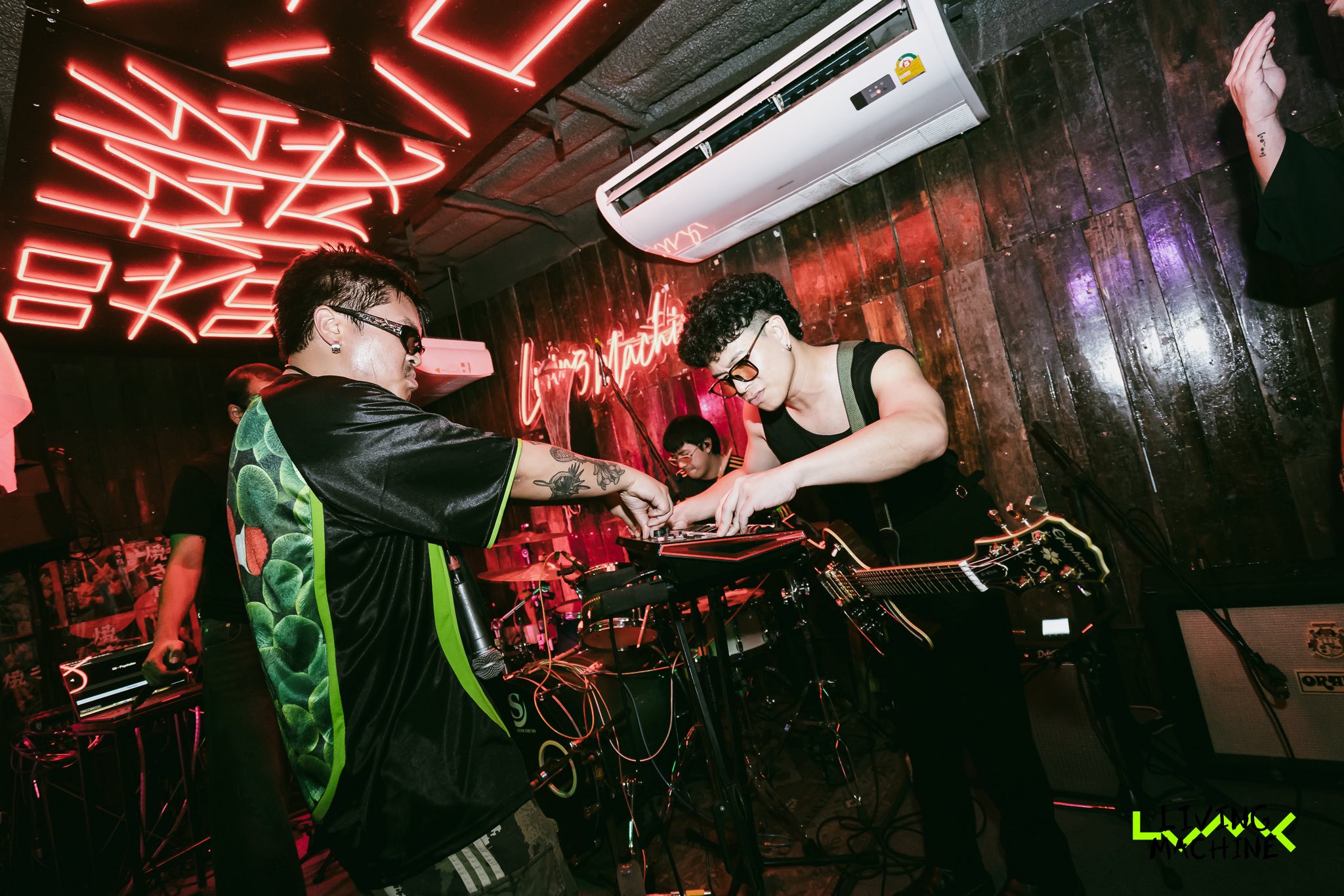 LVMC ,Living Machine... - LVMC ,Living Machine Bar & Break