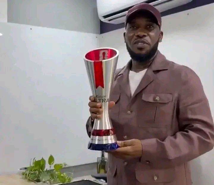 Austin Jay-Jay Okocha receives FIFA World Cup award