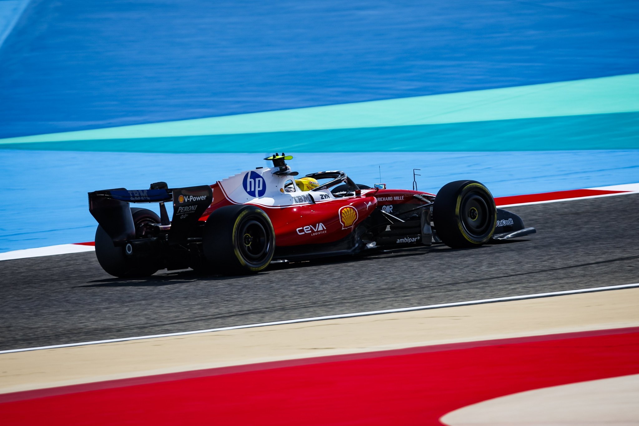 This - 🚨| McLaren: first changes to the MCL40 and there is the rear ...