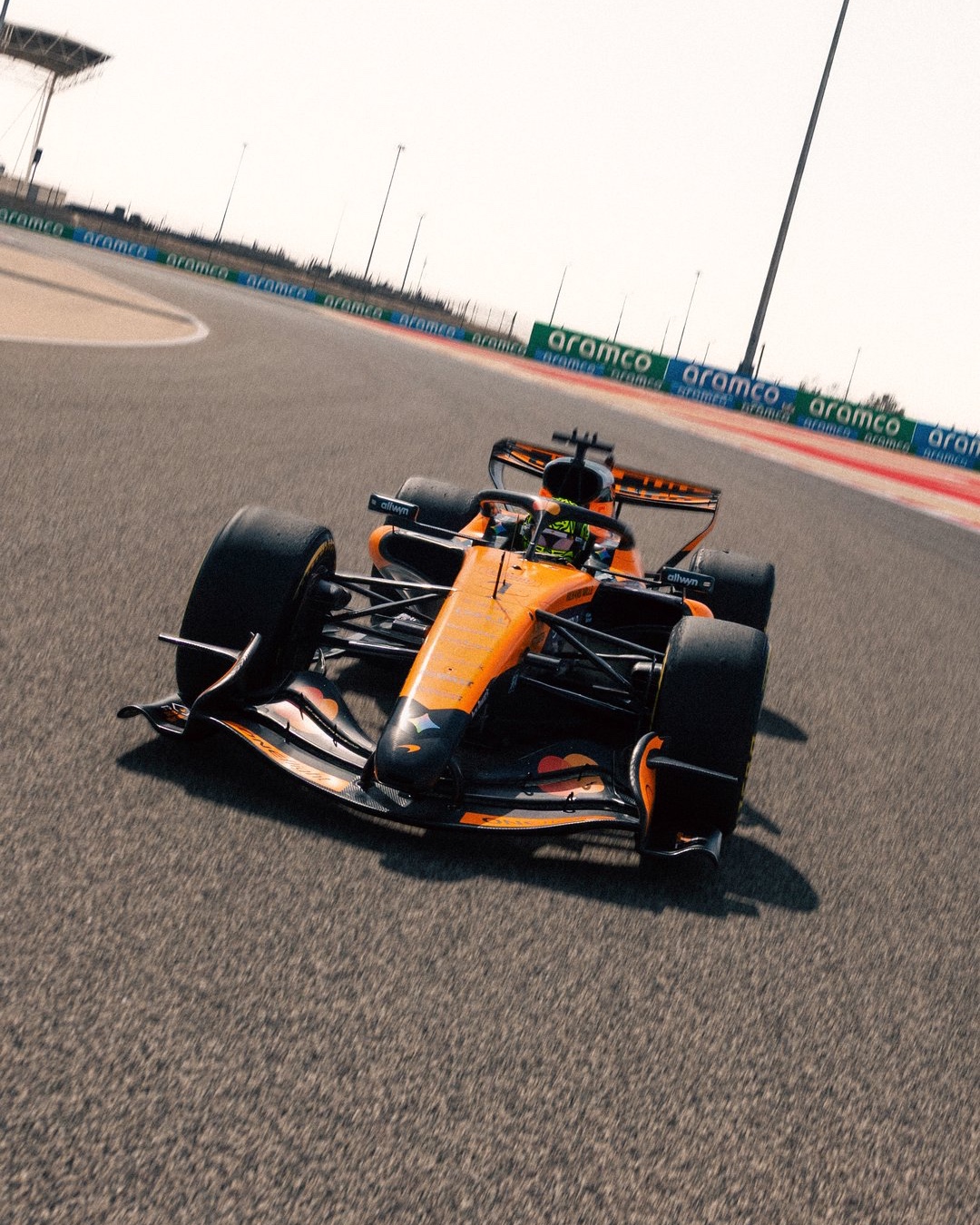 This - 🚨| McLaren: first changes to the MCL40 and there is the rear ...