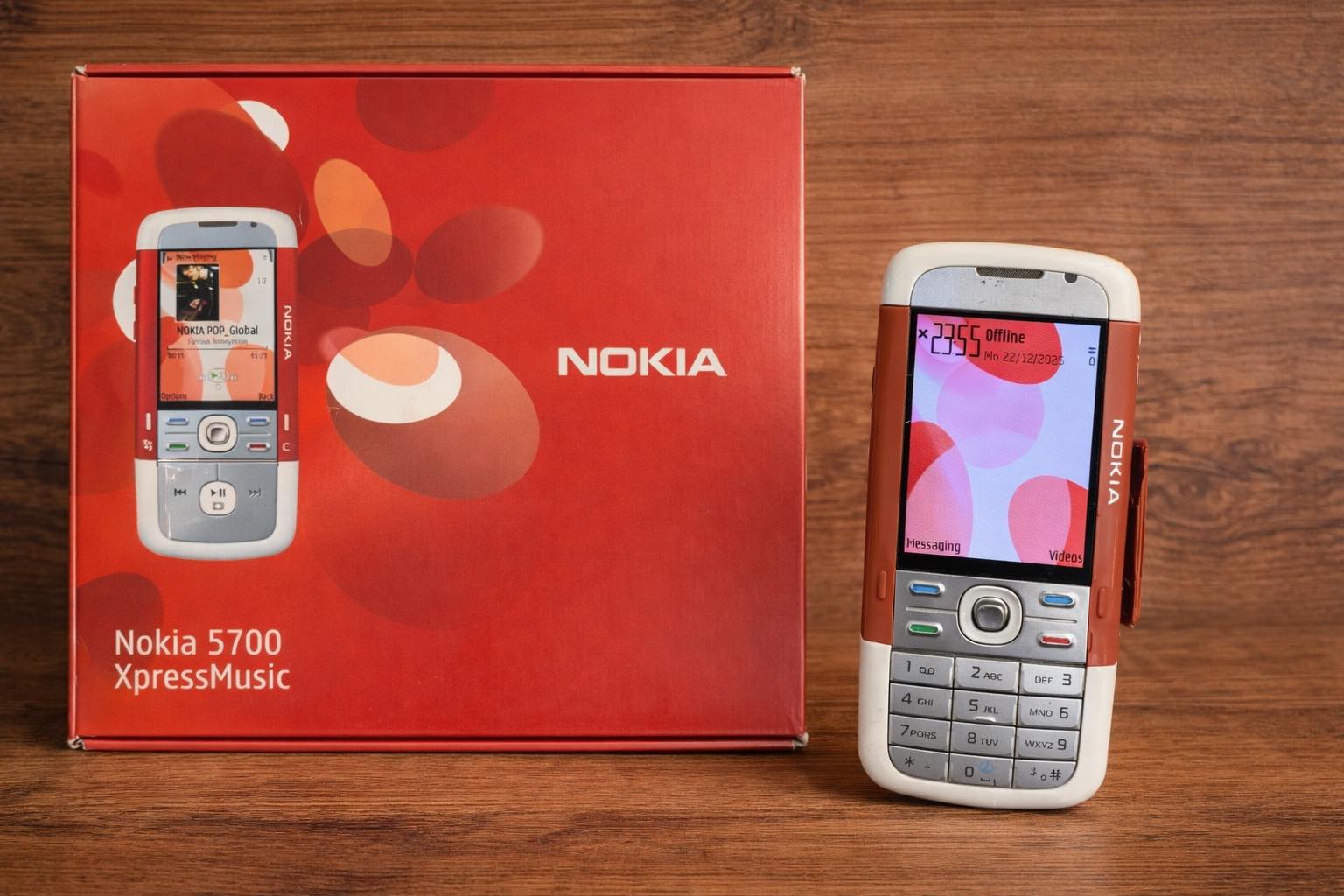 Nokia 5700 XpressMusic [集める] Nokia 5700 Xpressmusic foi meu celular principal em 2008/2009 Os