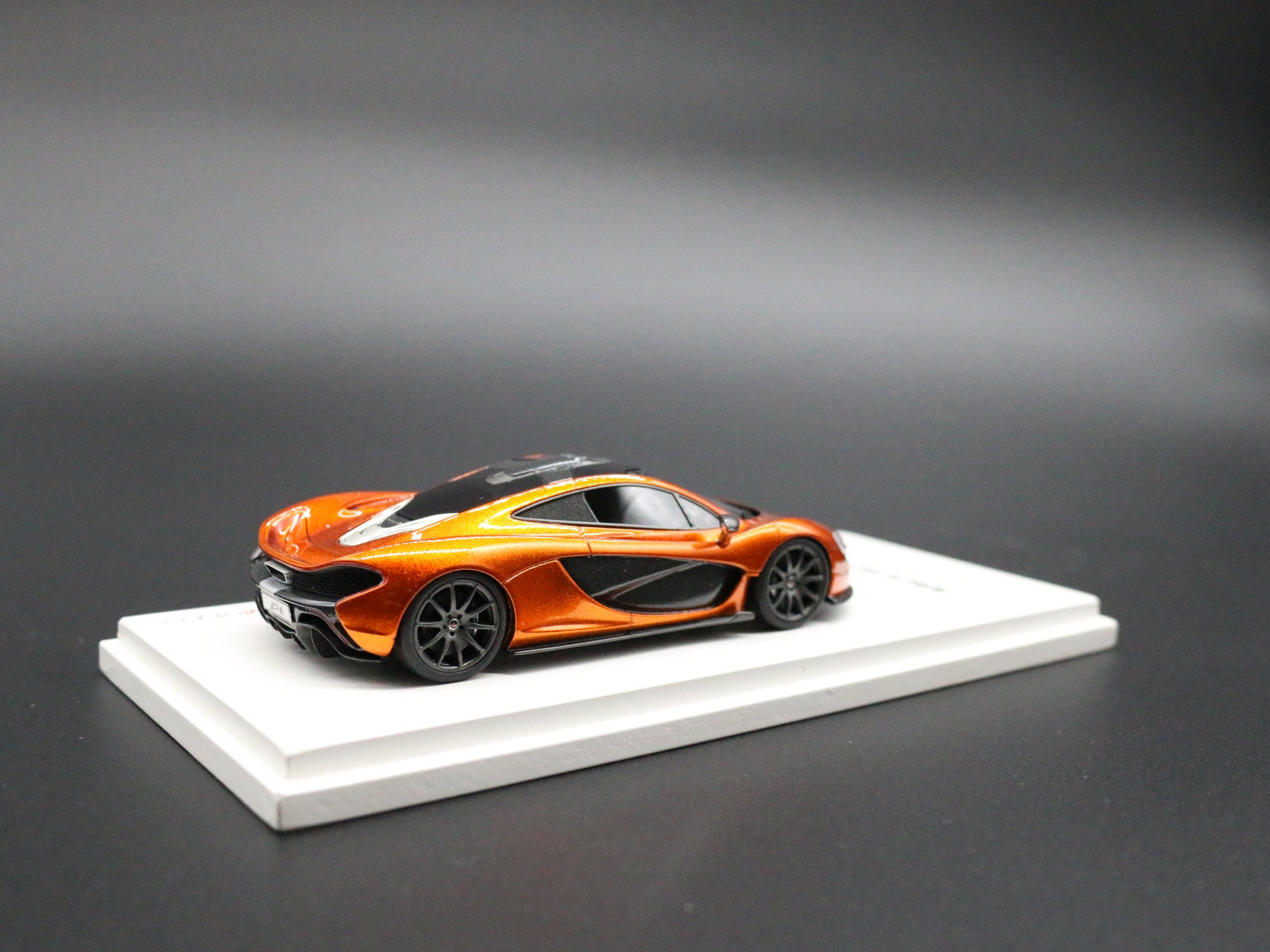 Mclaren P1 Certificate n° 26.220 Sculptural Automotive Art by Paul