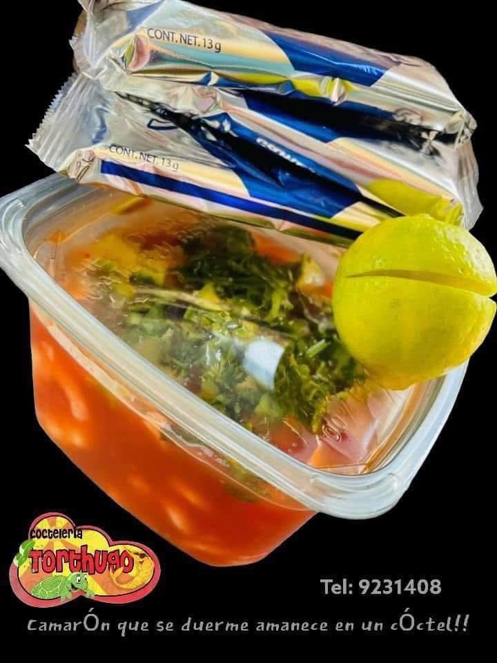 Coctelería - Camarón que se duerme amanece en un cóctel🦐 y claro en ...