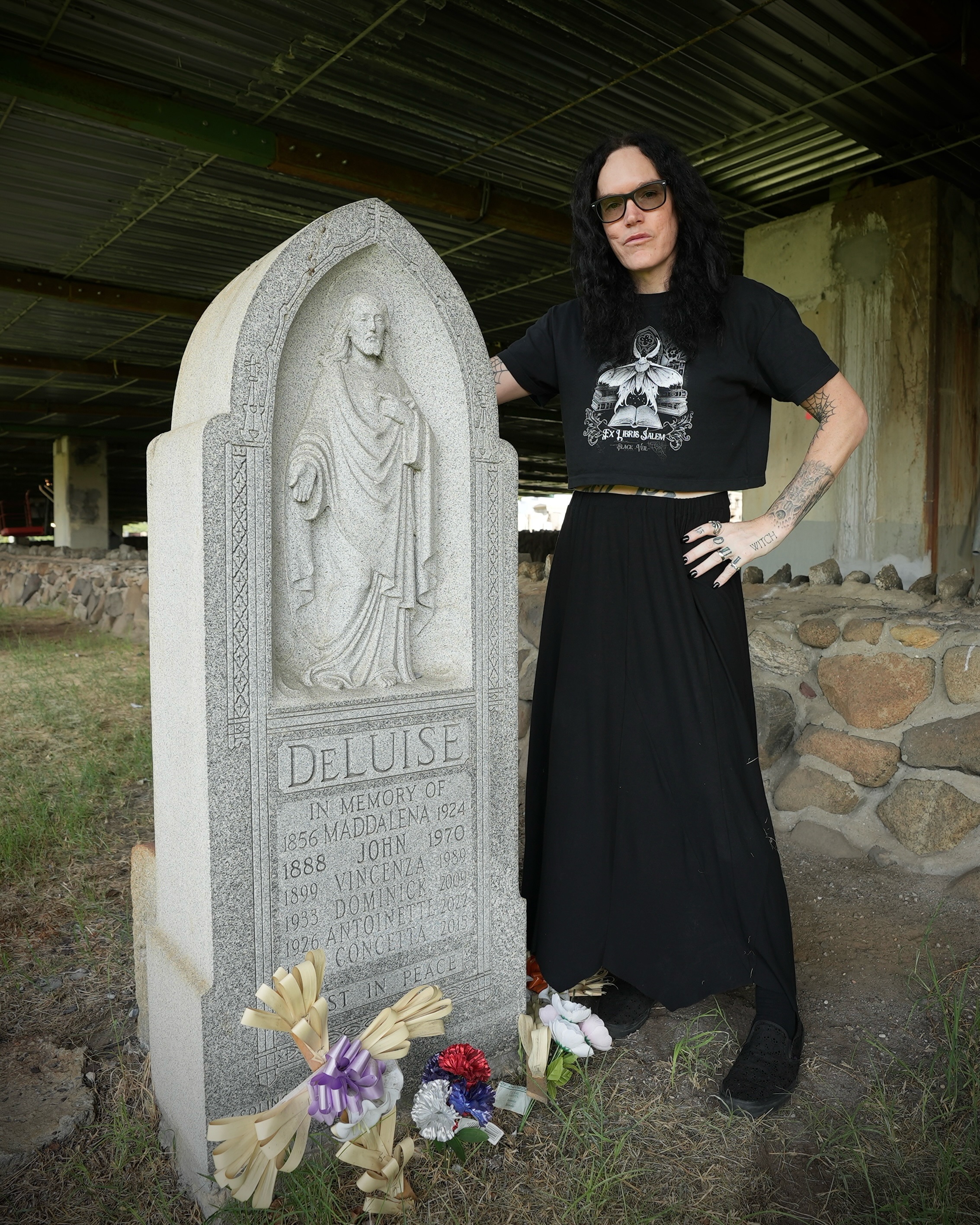 The Grimm - The grave of Danny Hansford (Midnight in the Garden of