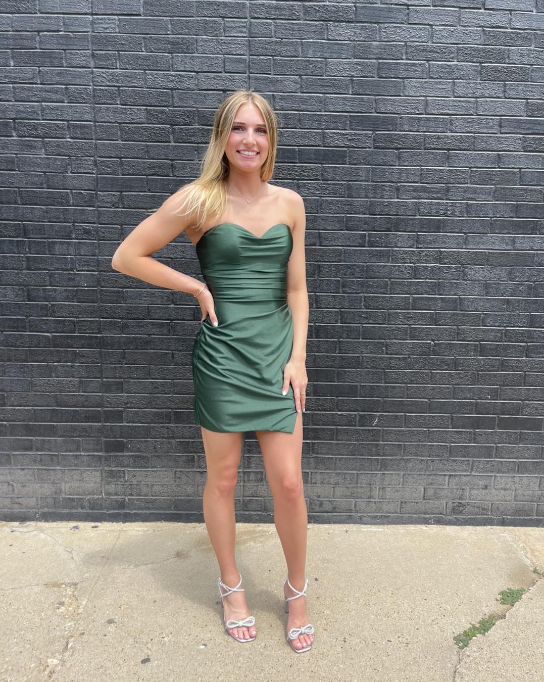 viper homecoming dresses On Court? 👑✨💕 Now it's time to find the PERFECT dress! 🤩 Apparel has hundreds of Homecoming in sizes 000–28, from simple & sweet to full sparkle, fitted styles Hydrangea Print Satin Gown