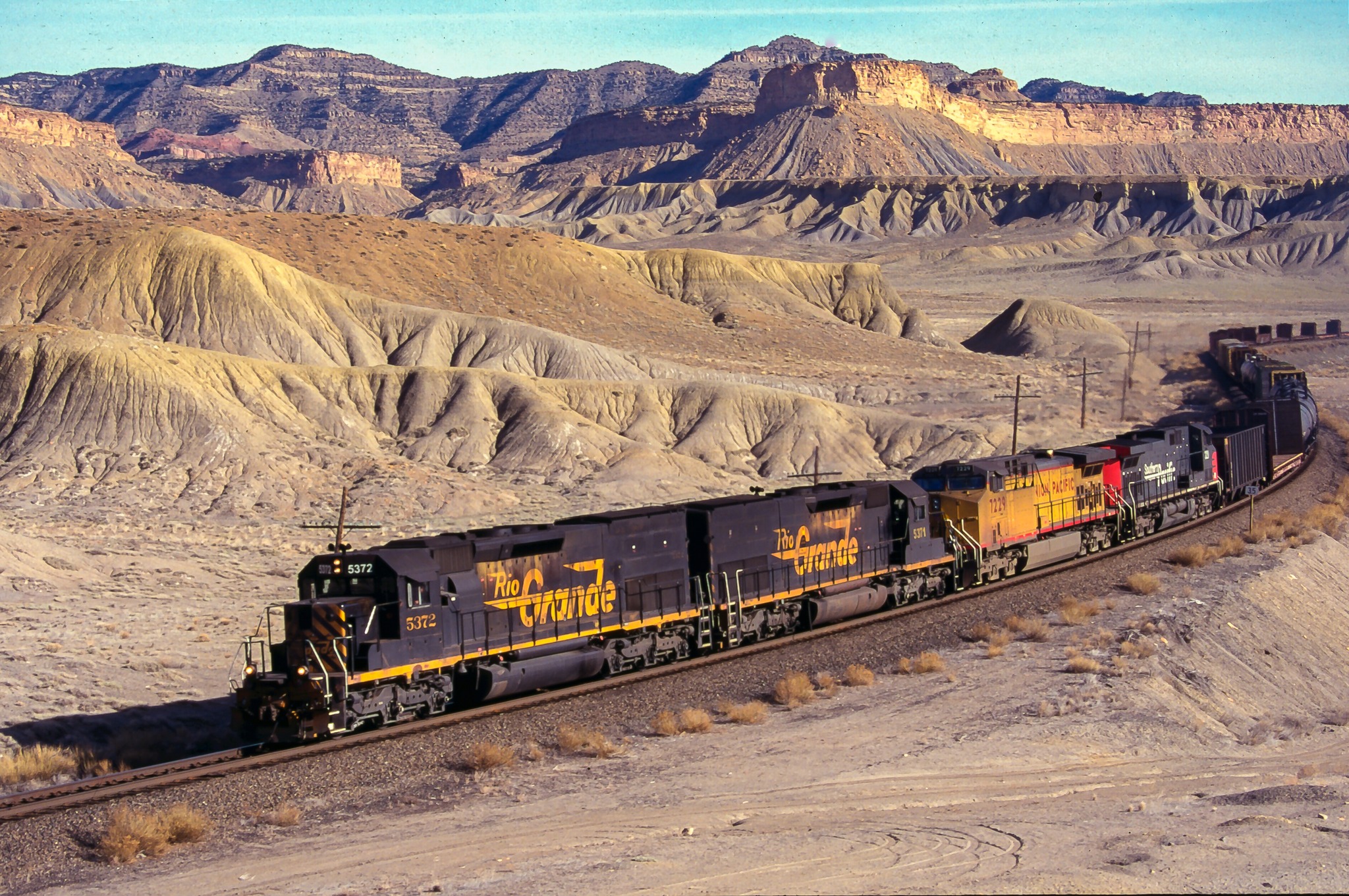 Frank - Rio Grande Tunnel Motors 5372-5371 and two additional units ...
