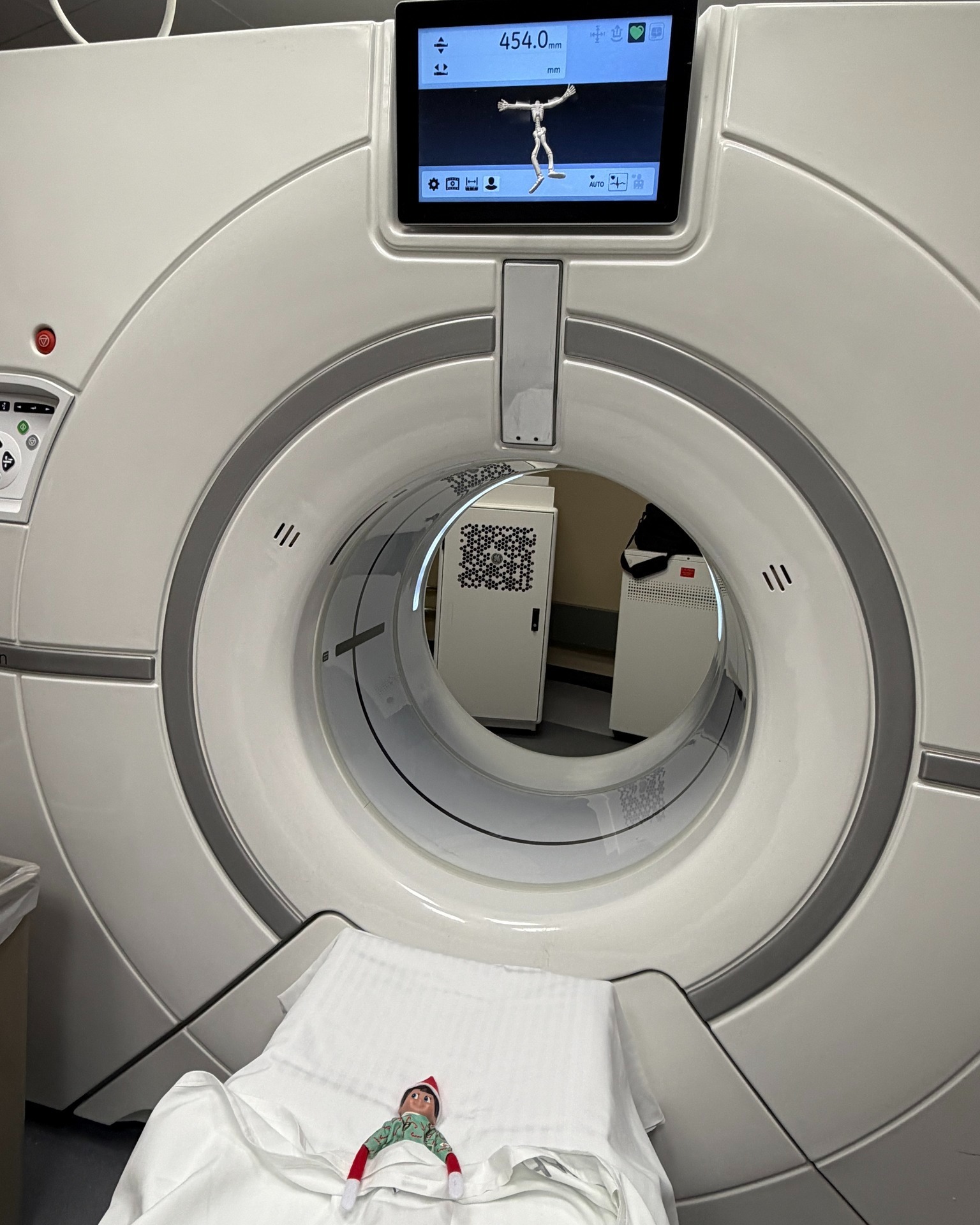 Hays - Stitches gets a CT! 🎄 Our favorite elf stopped by the HaysMed ...