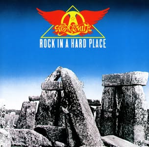lanzado el 1 de agosto de 1982. Rock In A Hard Place es el séptimo