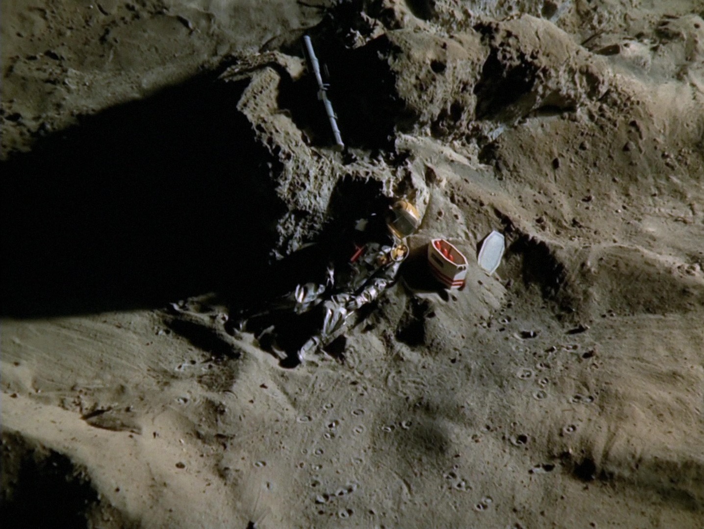 UFO - Paul Roper was successful at shooting the UFO on the lunar ...