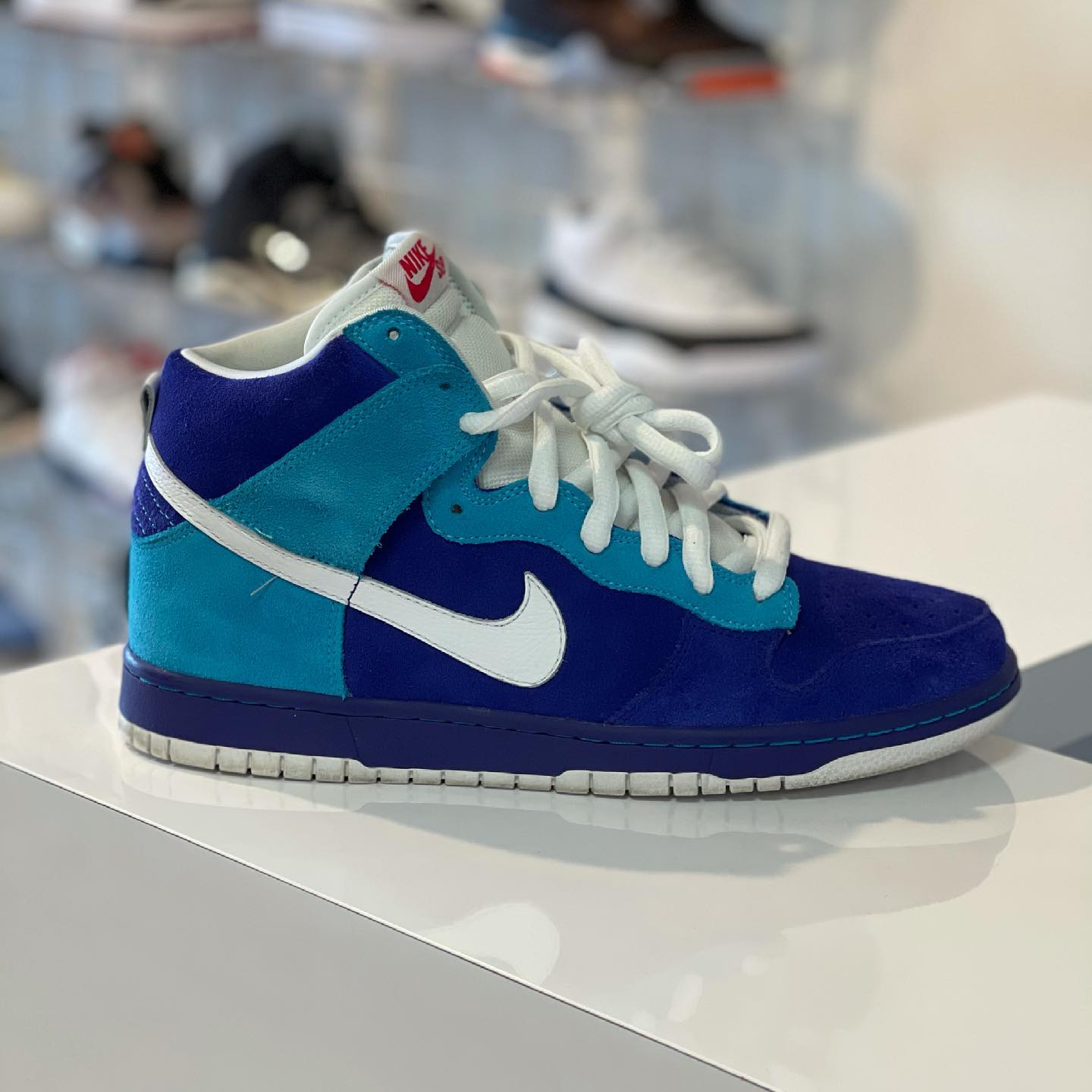 Sole - Nike Dunk Hi “ oceanic Airlines “ Size 10.5 Available In 
