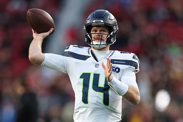 fantasy football helmet seachickens Seattle Seahawks Rivalries On Field Alternate Authentic SpeedFlex the S2BD Here comes the crying and