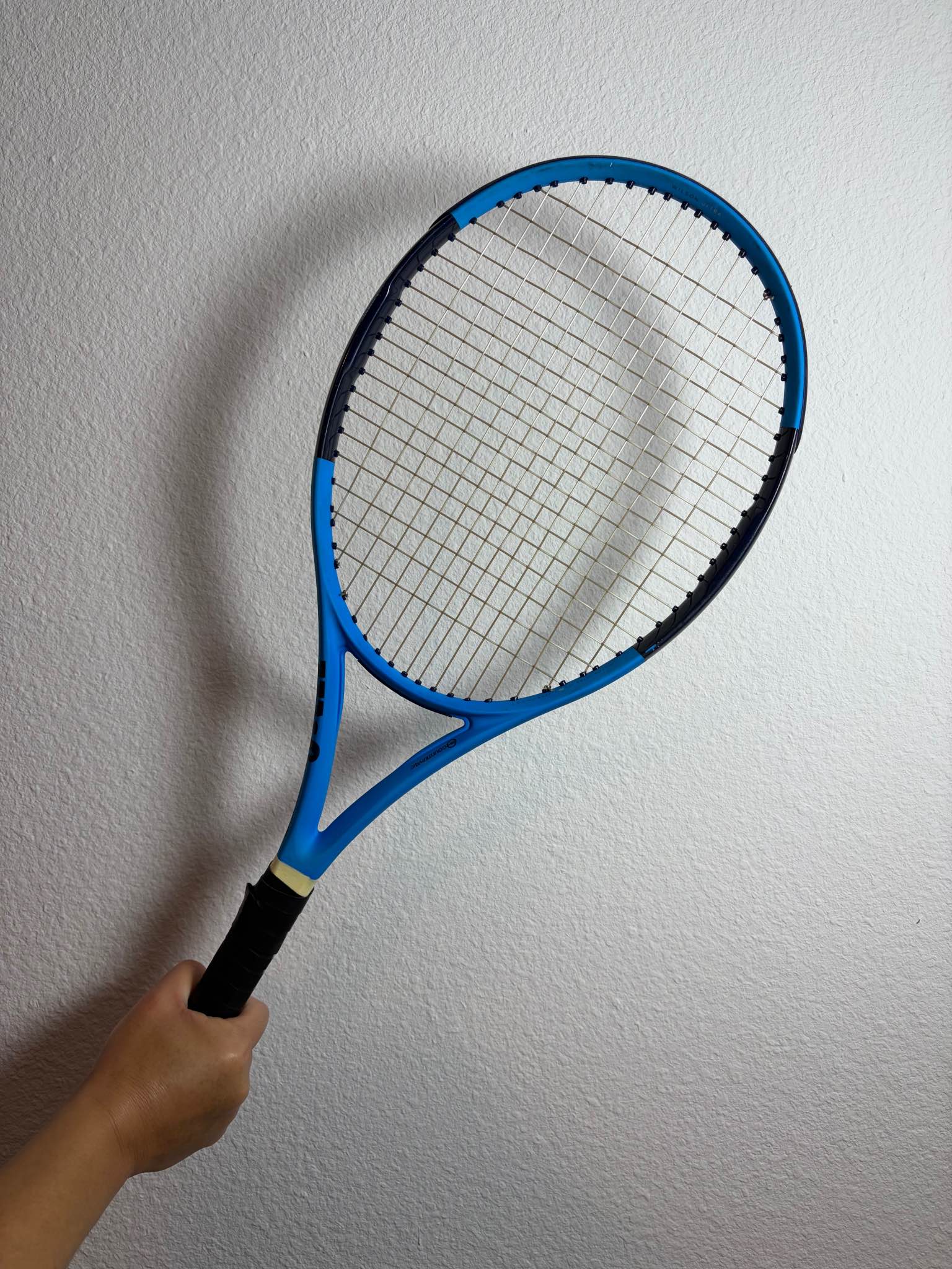 Wilson Ultra 100 v2.0 Tennis Racket (4 1/2 Grip) - Tennis Racquets ...