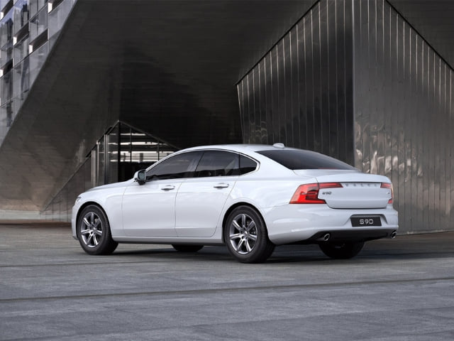 The Taxi Shop Volvo S90 D4 Momentum Auto This Is One Facebook