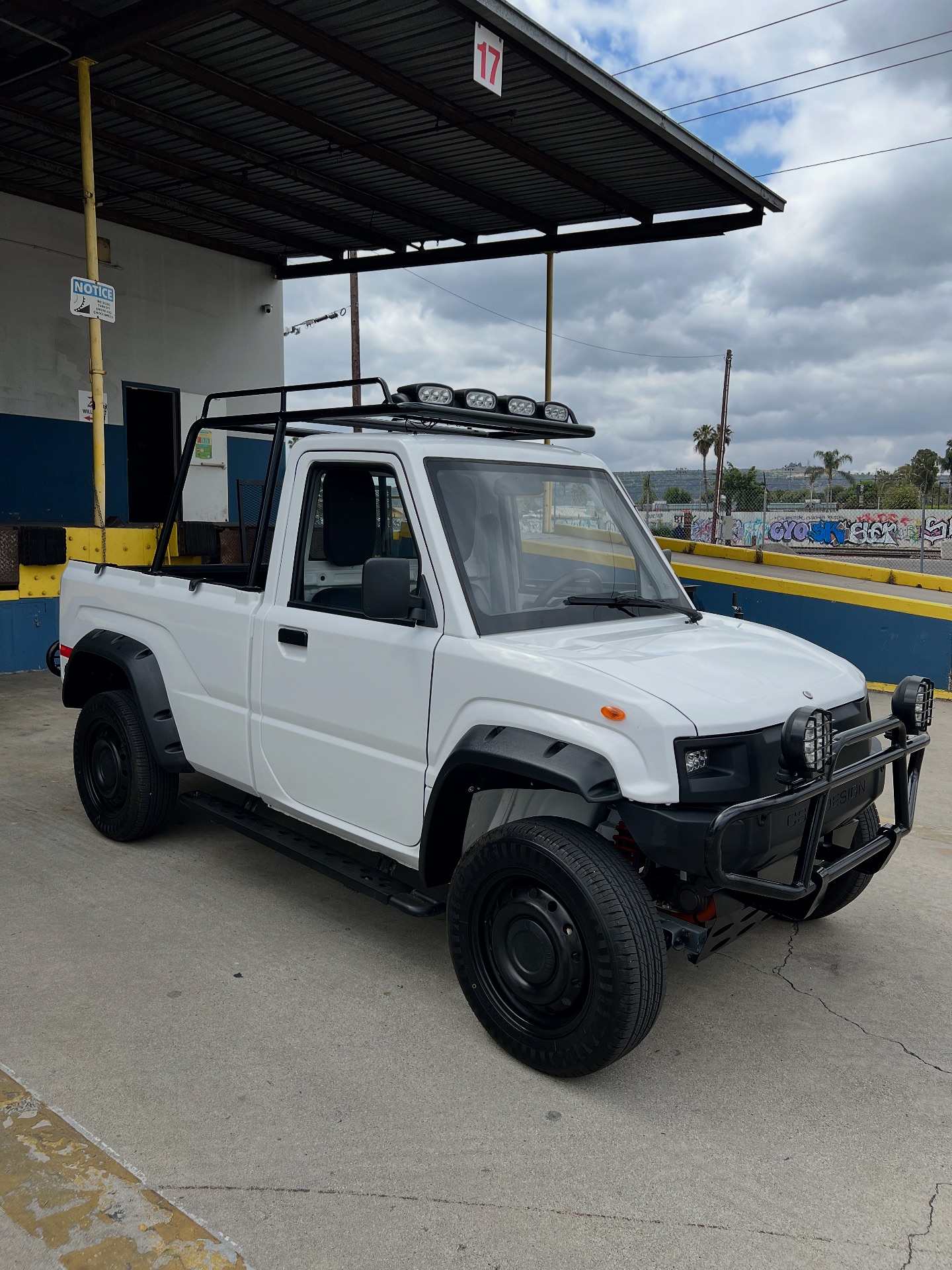The Pickman - Built on our modular ladder frame chassis, the Pickman XR ...