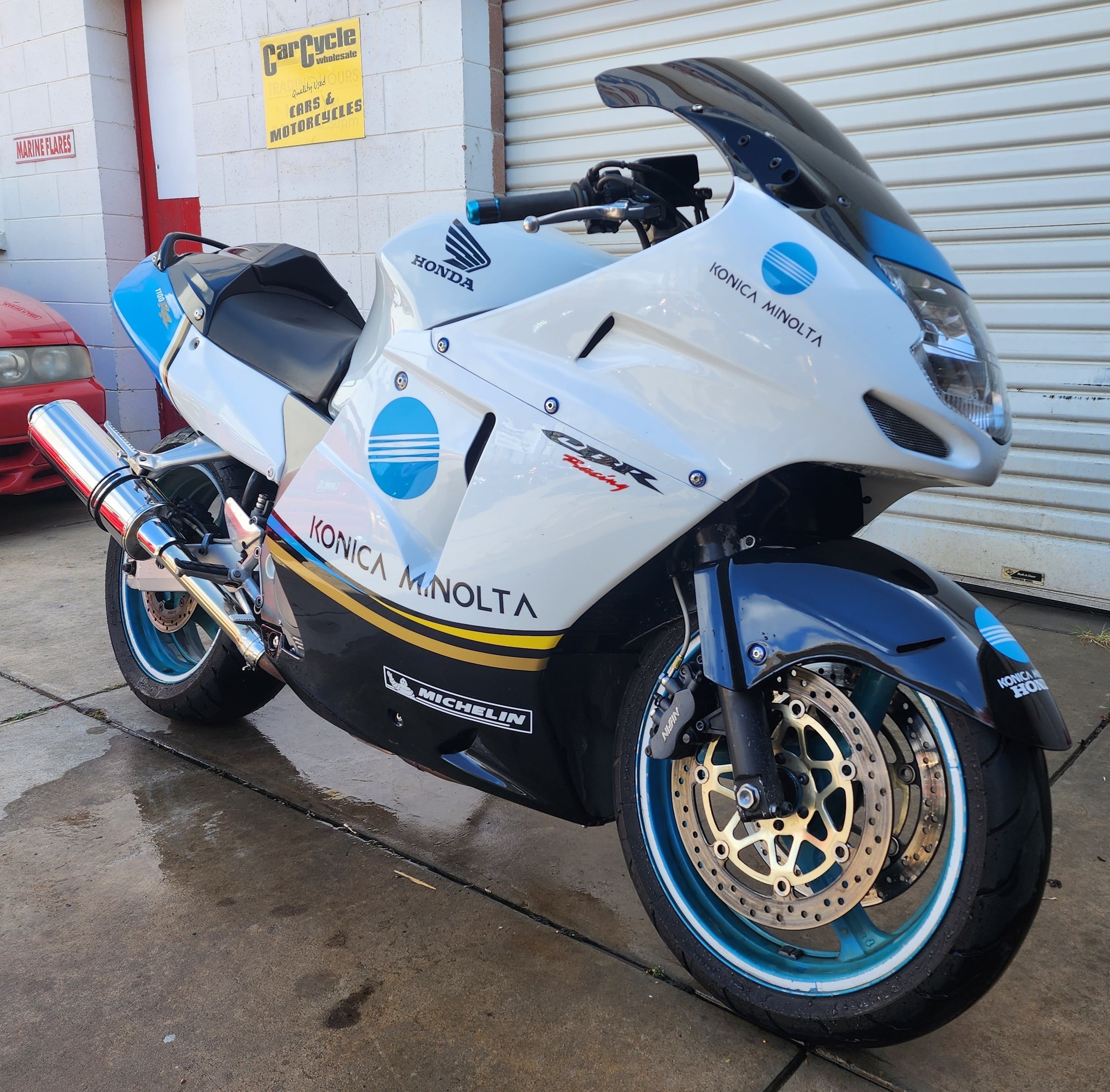 ランツァ 2000 HONDA CBR1100XX SUPER BLACKBIRD BARGAIN PROJECT BIKE Bike is