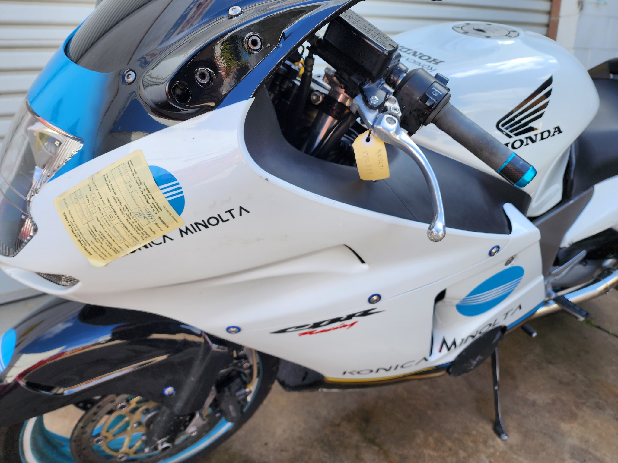 ランツァ 2000 HONDA CBR1100XX SUPER BLACKBIRD BARGAIN PROJECT BIKE Bike is