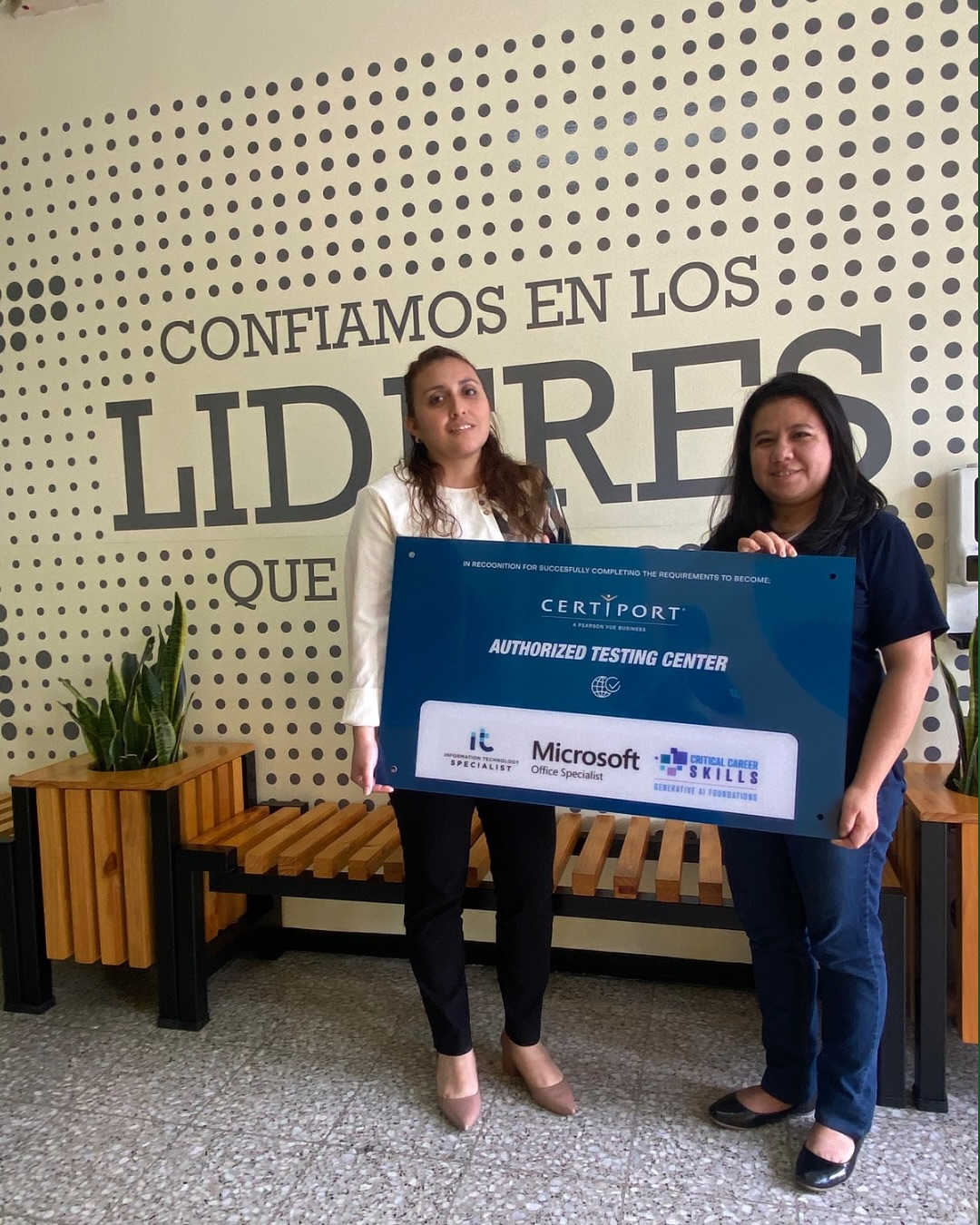 CENTRO EDUCATIVO EL... - CENTRO EDUCATIVO EL VALLE OFICIAL