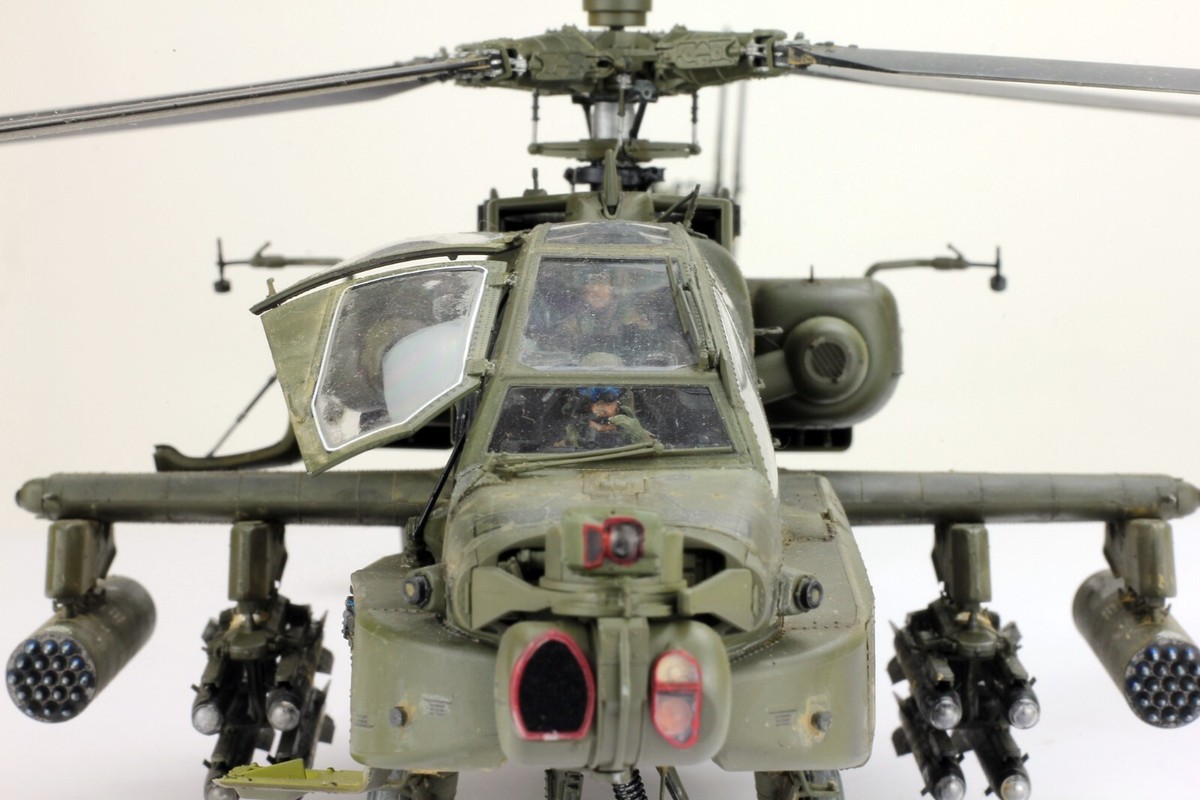 AH-64D Apache Longbow. Built for precision. Designed for control