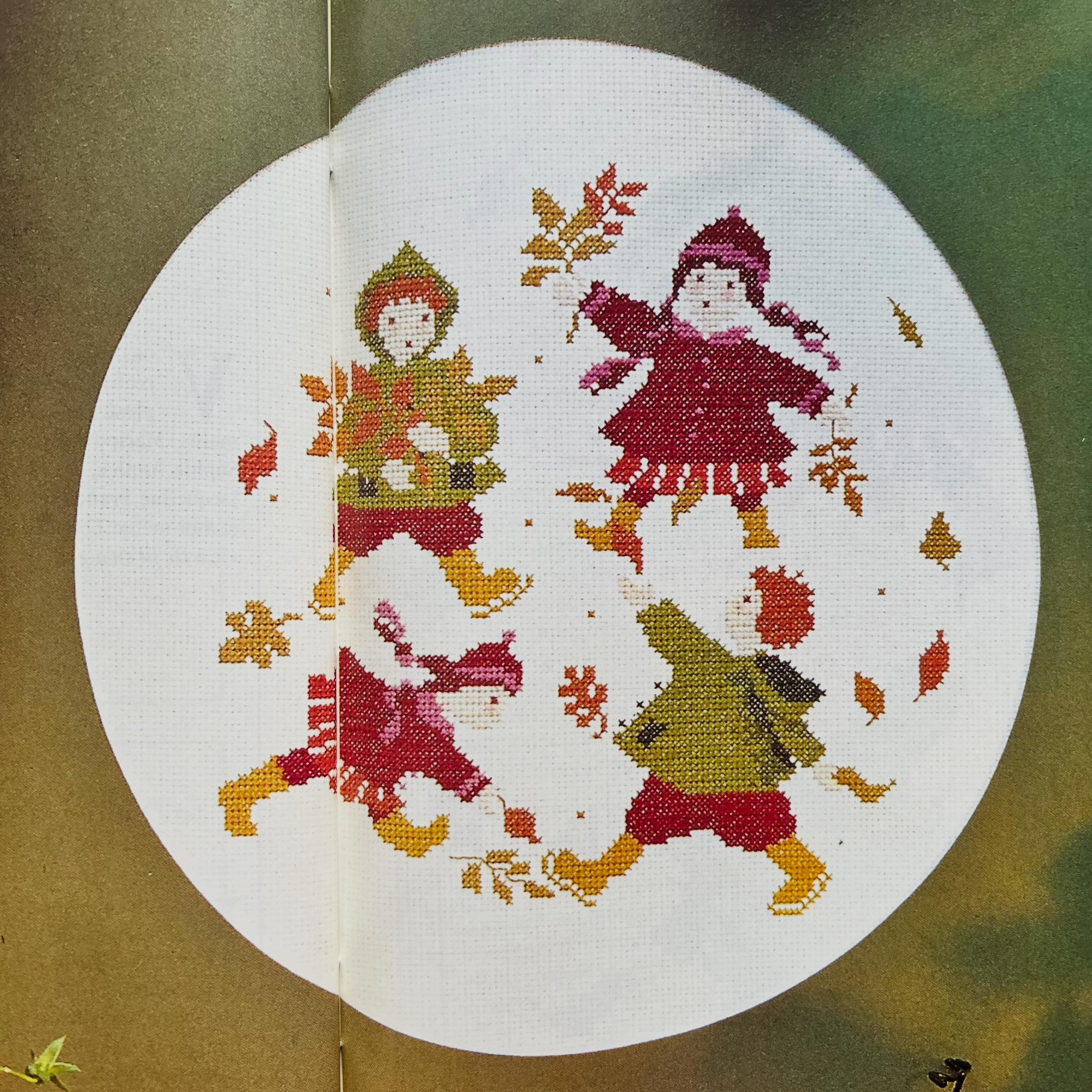 山梨幹子さんによる 『紐を織る スカンジナビアの暮らしに生きるバンド 