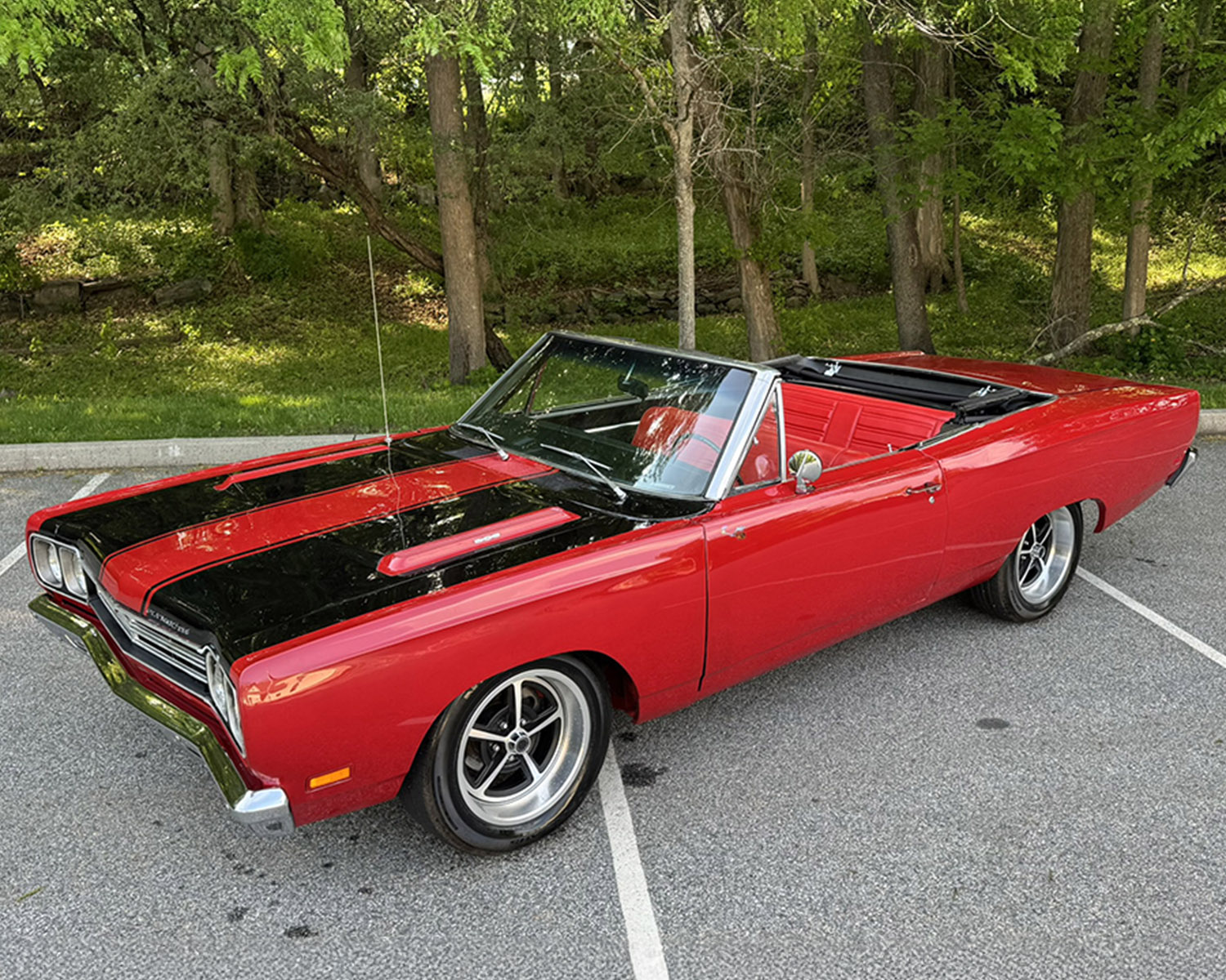 Beep beep with the top down! This 1969 Plymouth Road Runner