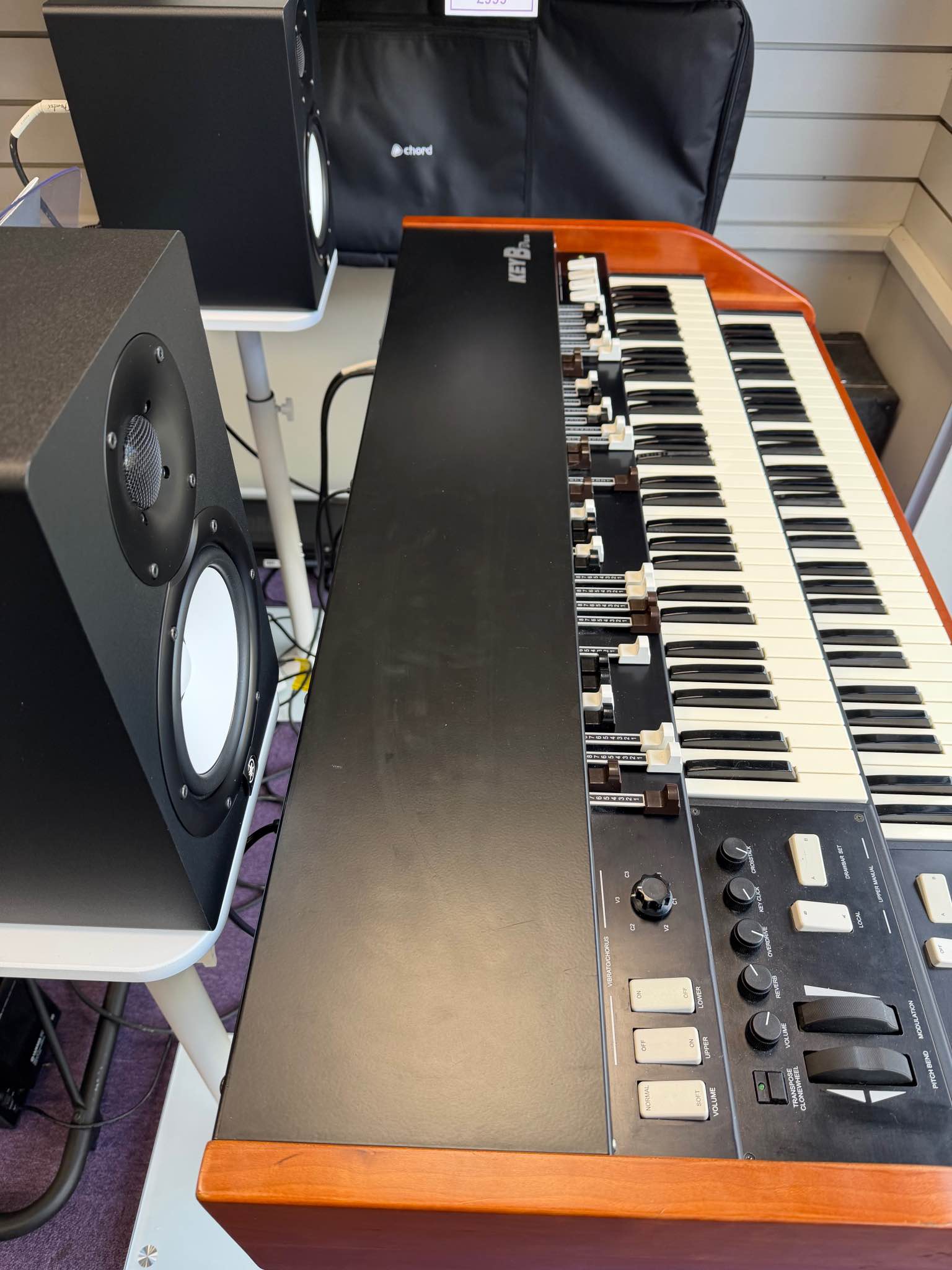 Viscount KeyB organ set-up - Electronic Keyboards - Wolverhampton ...