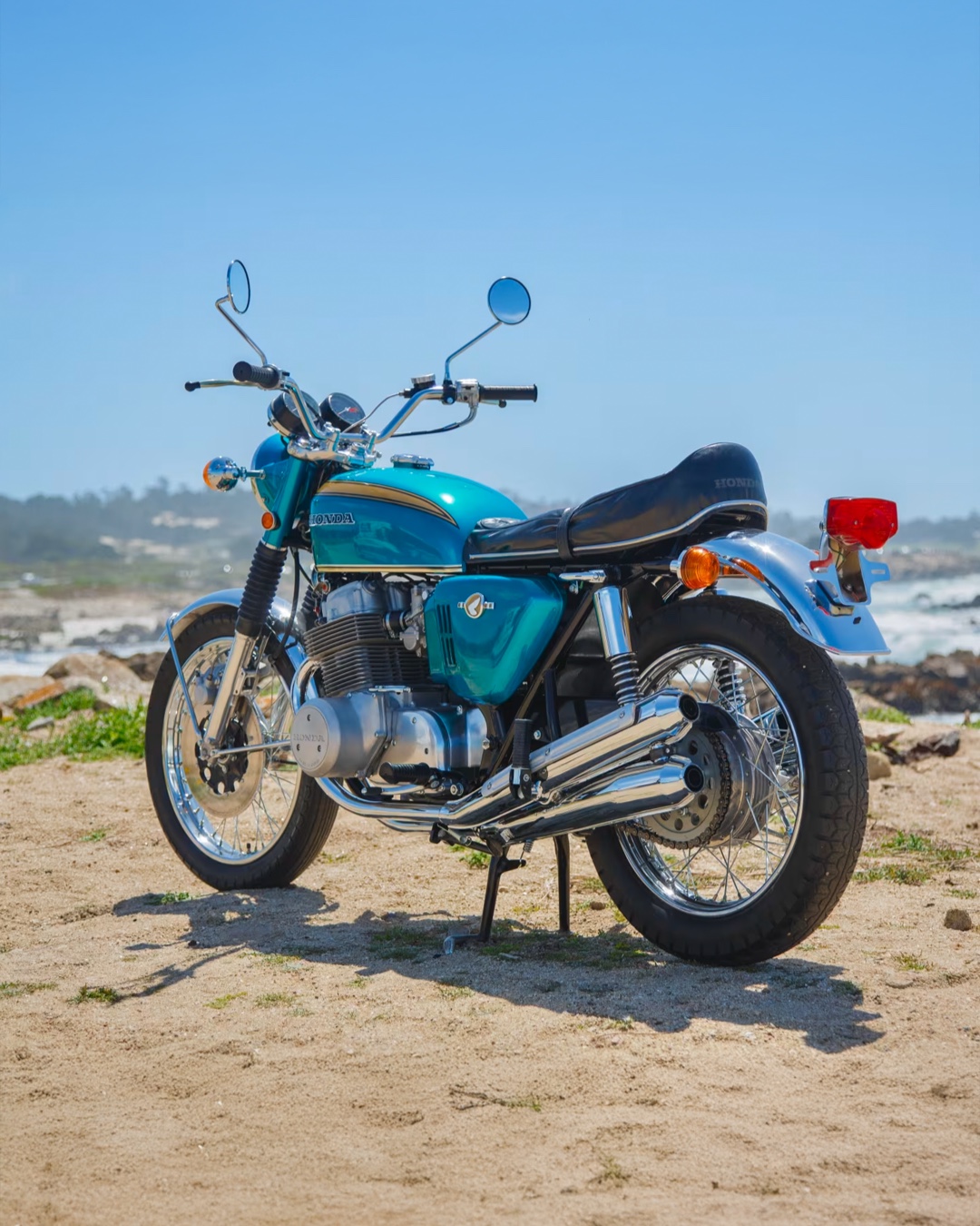 208k. For a Honda CB750. Let that sink in. 🤯 This hand-built 1968