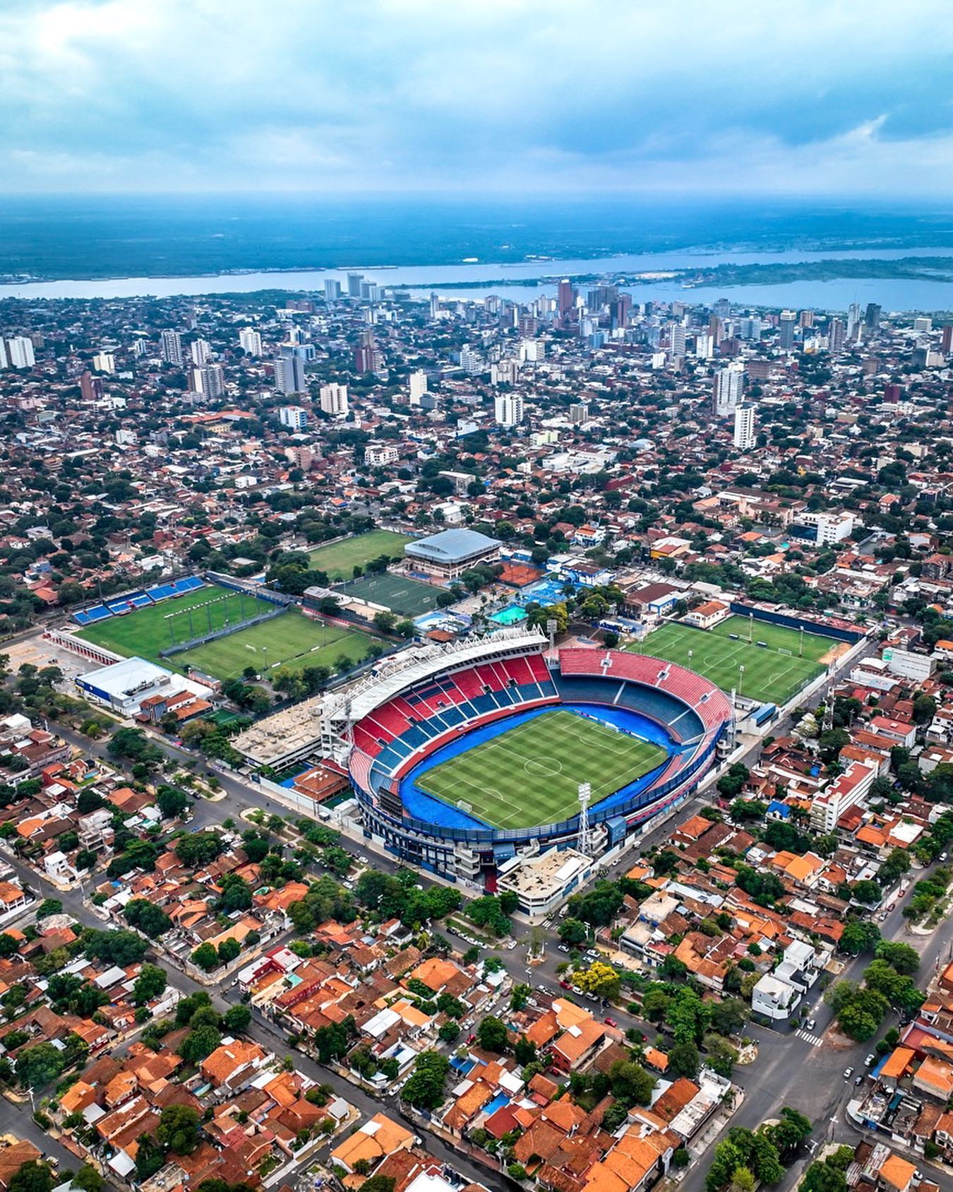 Estadios - ESTADIO GENERAL PABLO ROJAS Popularmente conocido como La ...