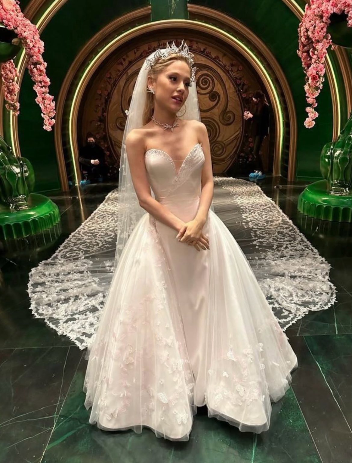 glinda engagement dress wedding dress. 🩷🦋 including all the decorative Wisconsin Size:14.5 - 32/33 A-line Wedding Dresses & Blue