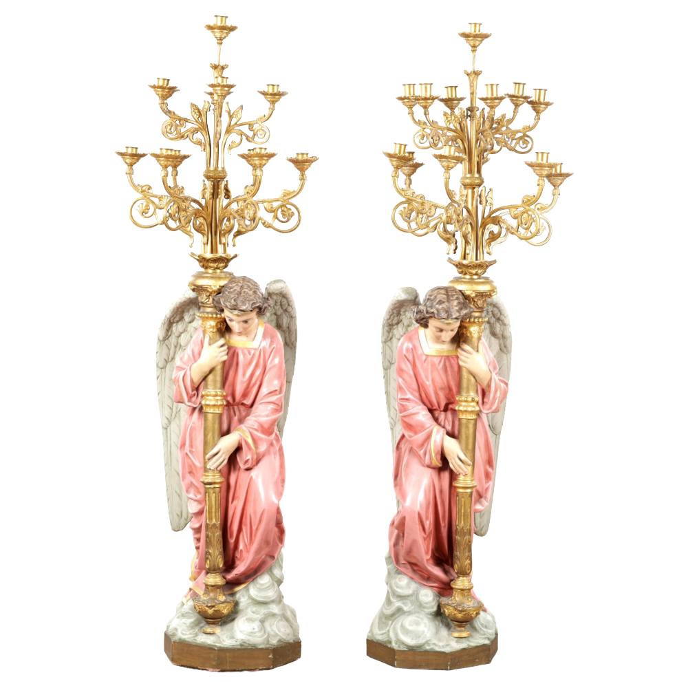 🖼️In this auction you will find a mix of furniture, artwork and