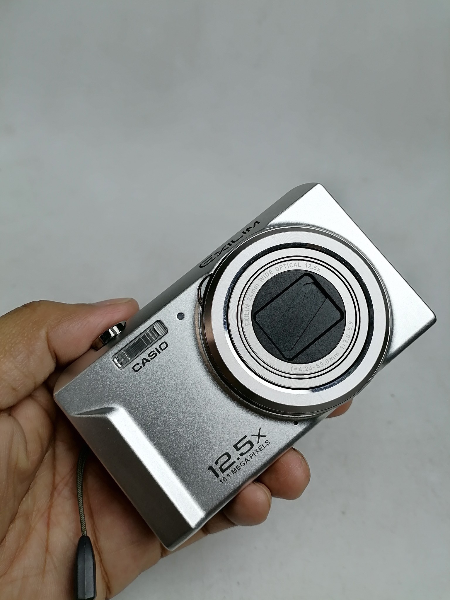 DCMPHFORSALE ? CASIO EXILIM EX-ZS160 / SILVER *Fully Functional 