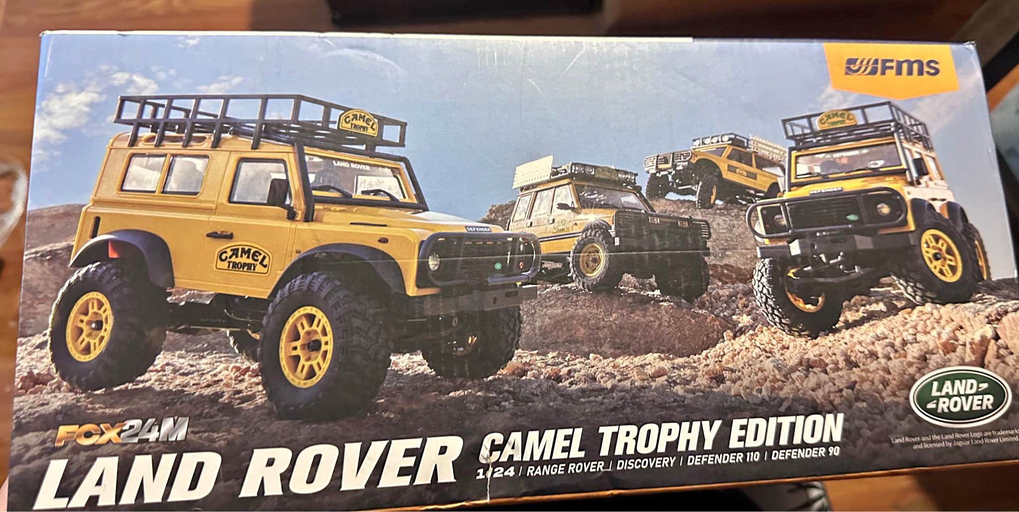 BEEZRC FMS 1/24 RC Crawler RTR FCX24M Land Rover Family Camel Trophy ...