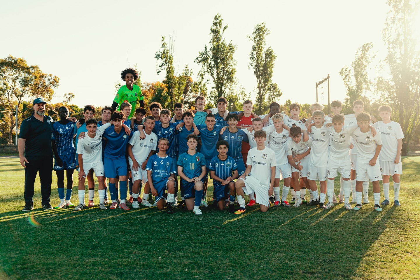2 Halfs Football... - 2 Halfs Football Development
