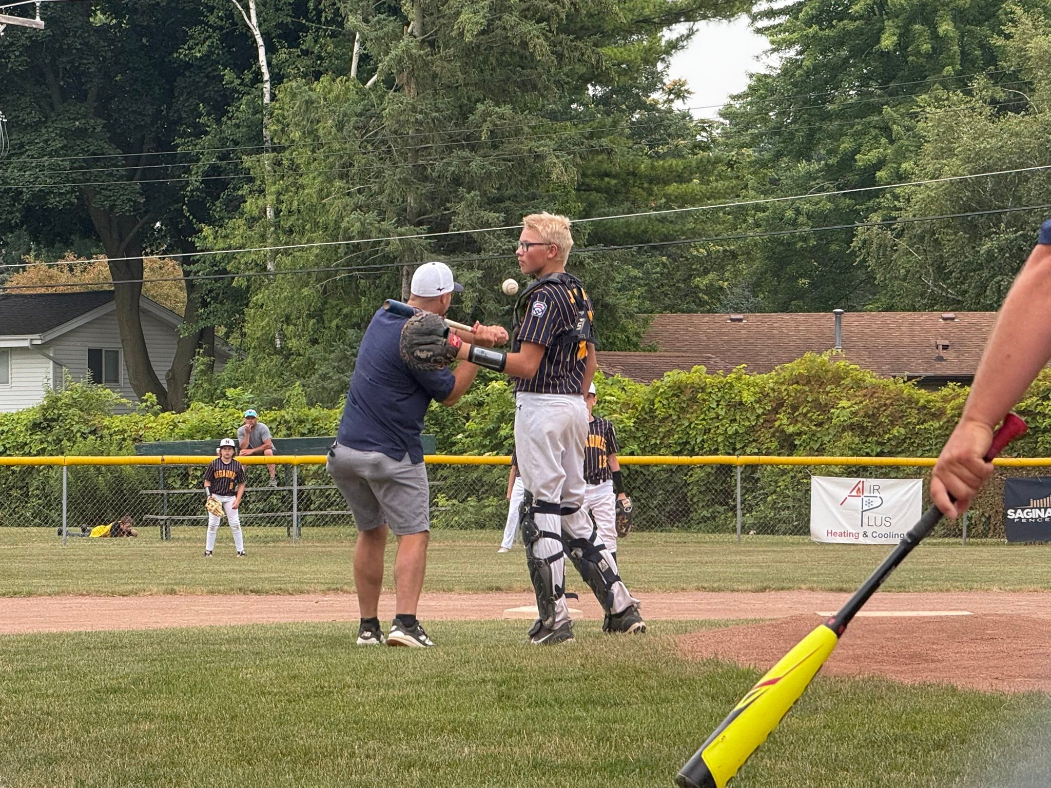 RRNSports.com - Negaunee Little League Major Boys vs West... | Facebook