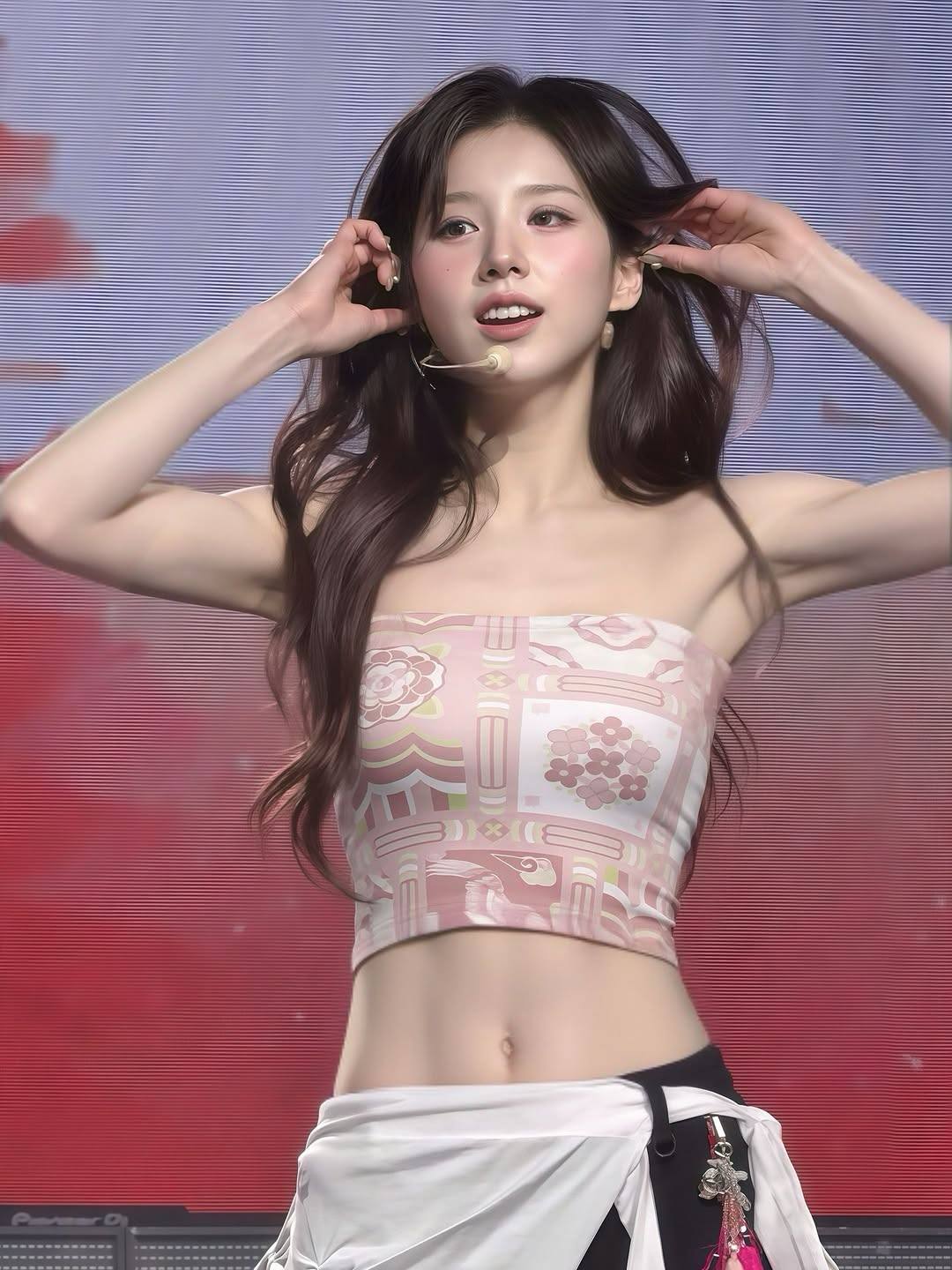🪐🤍 #Heejin 🤍🪐 #ARTMS ~ #Loona ~ #kpop