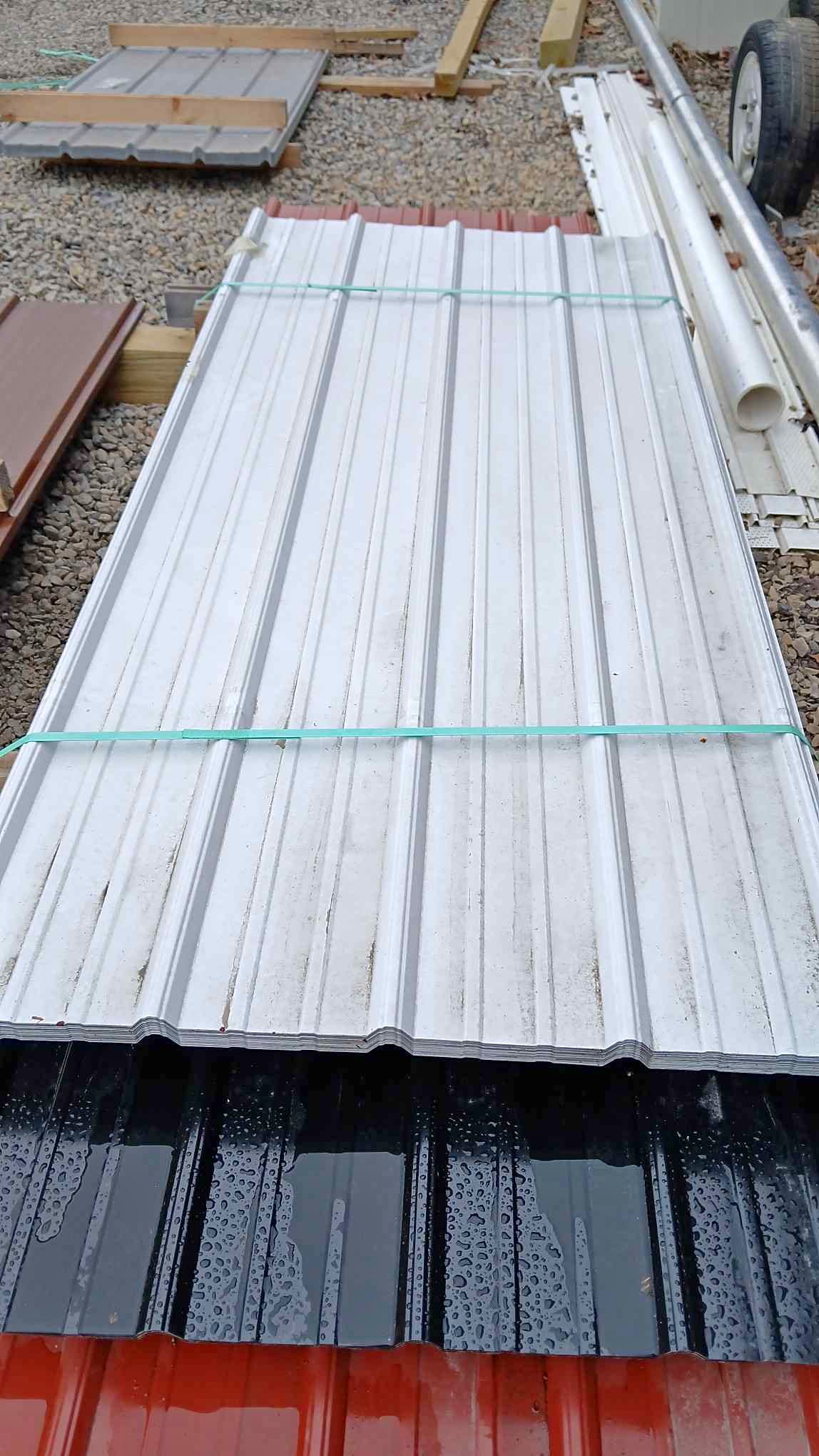 White metal roffing/siding 3x7 foot - Fencing - Jacobsburg, Ohio ...