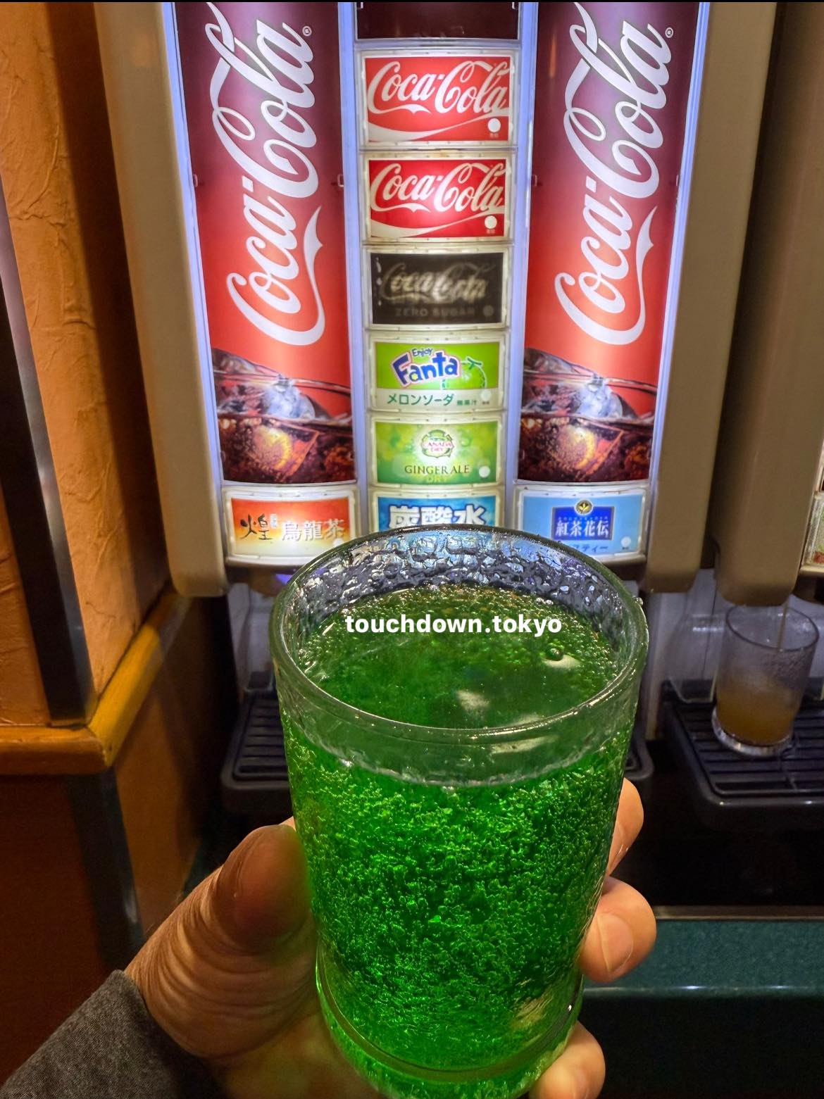 The famous Melon Soda 🍈🥤 #melonsoda #tokyo #japan