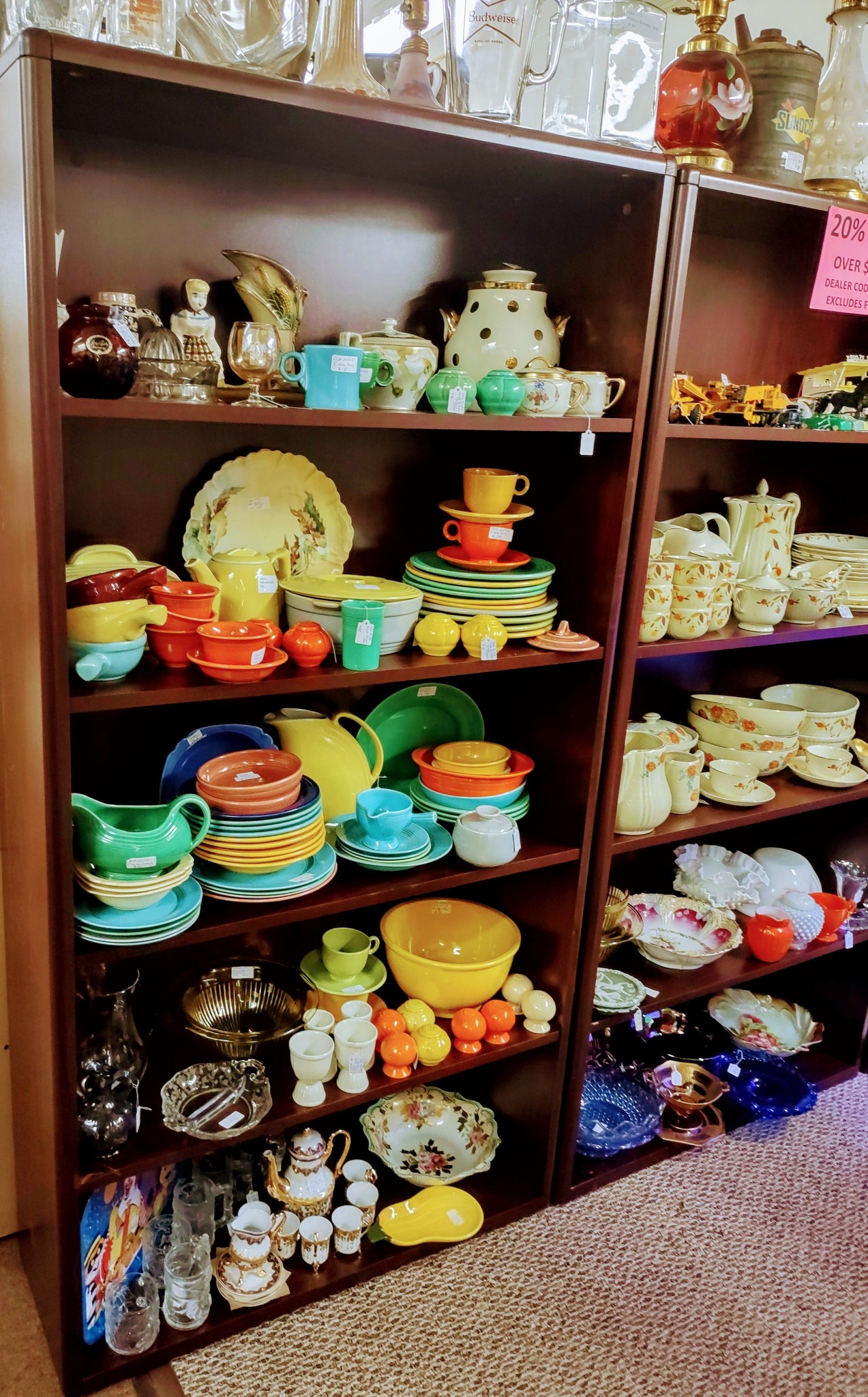 The Fayetteville... - The Fayetteville Antique & Craft Mall