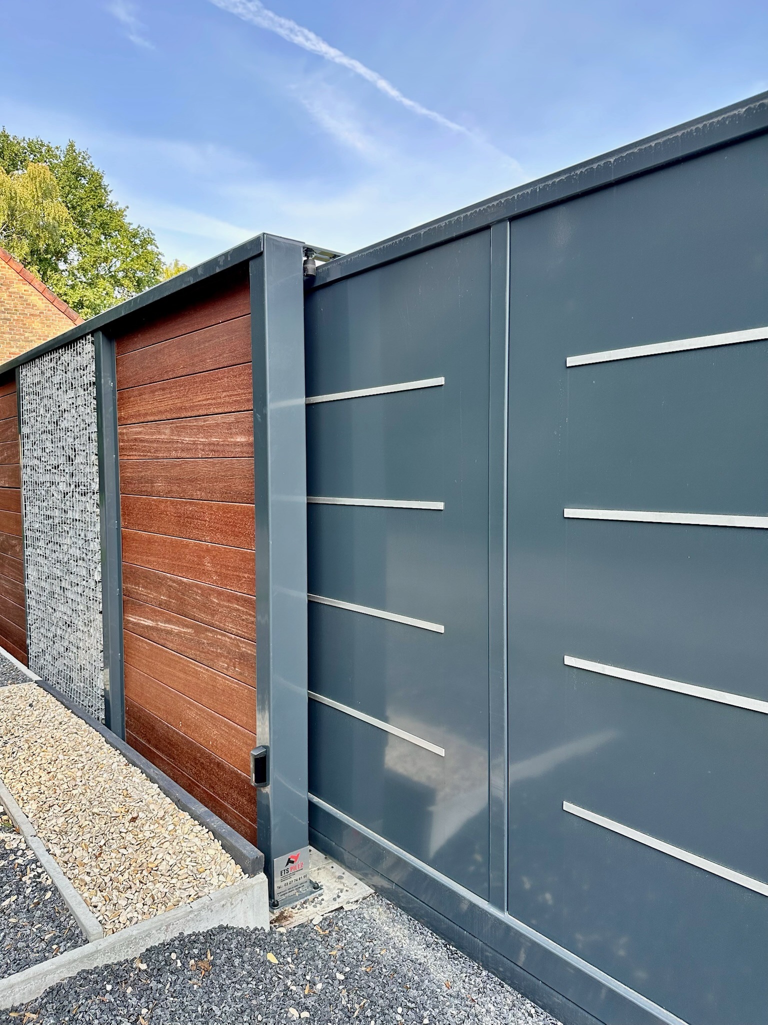ets-fabrication-et-pose-d-un-portail-coulissant-autoport-longueur