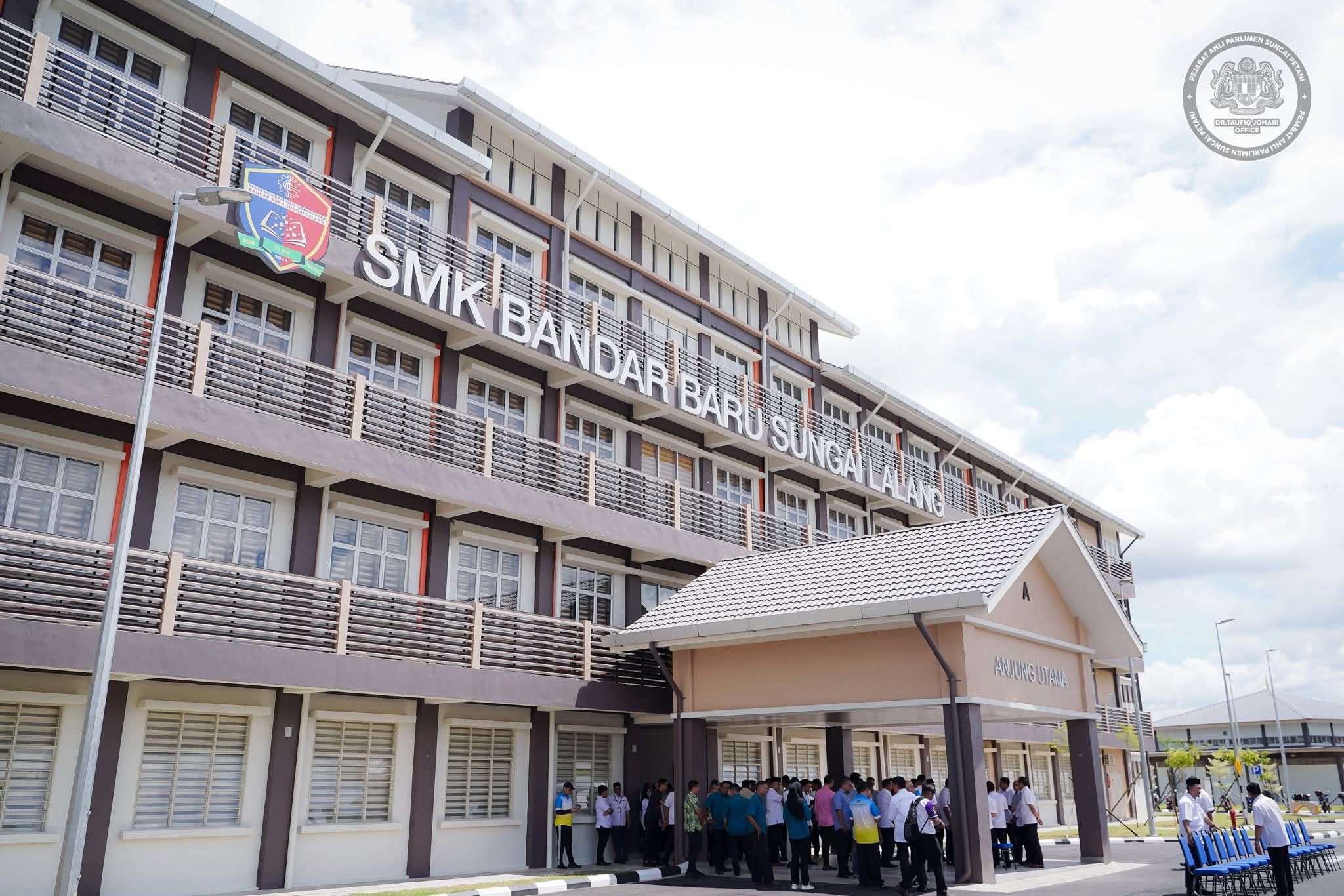 Penduduk - Siap dibina, SMKBBSL akan mula beroperasi 11 Januari 2026 ...