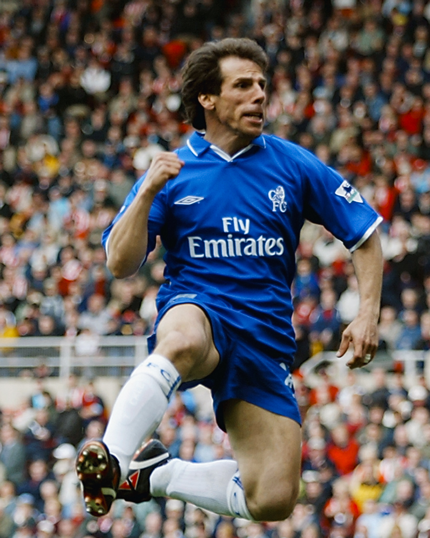 Gianfranco Zola signed for Chelsea on this day in 1996! 💙