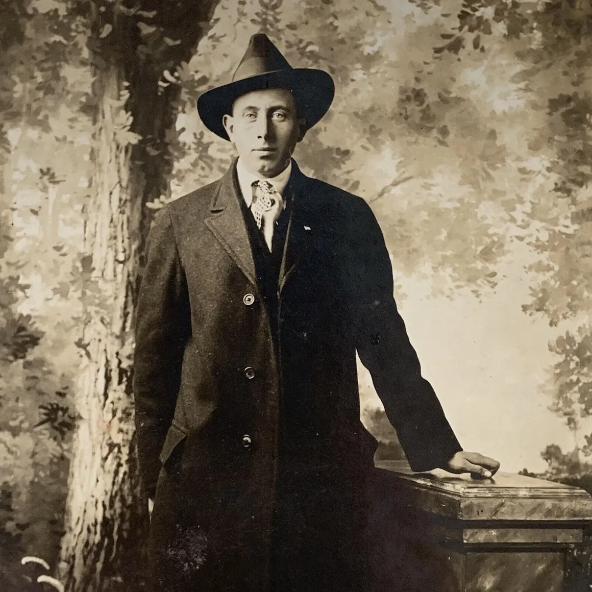 SįNN - Frank Nitti, famously known as “The Enforcer,” was one of the ...