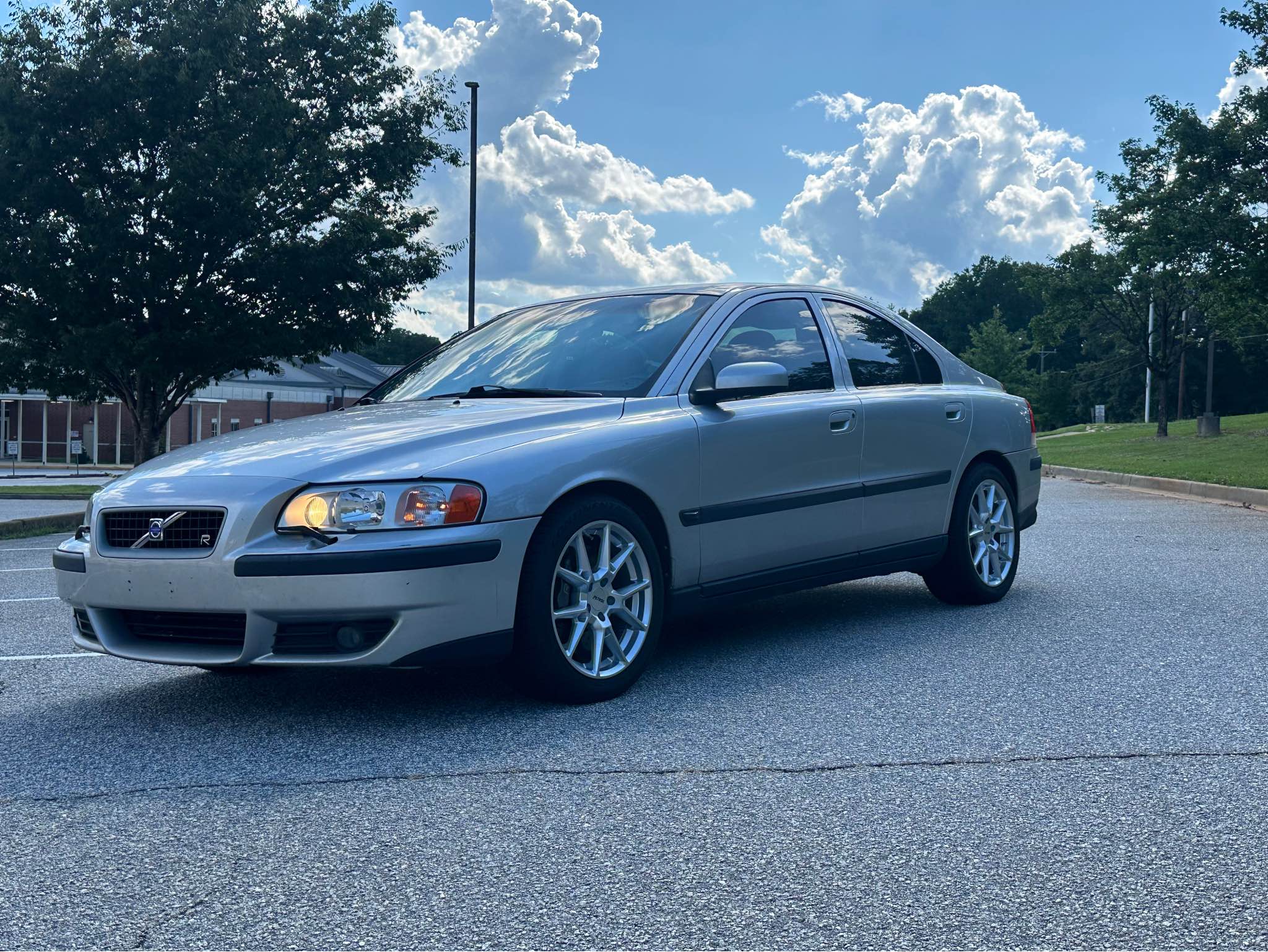 2004 Volvo S60 · R Sedan 4D - Cars & Trucks - Greenville, South ...