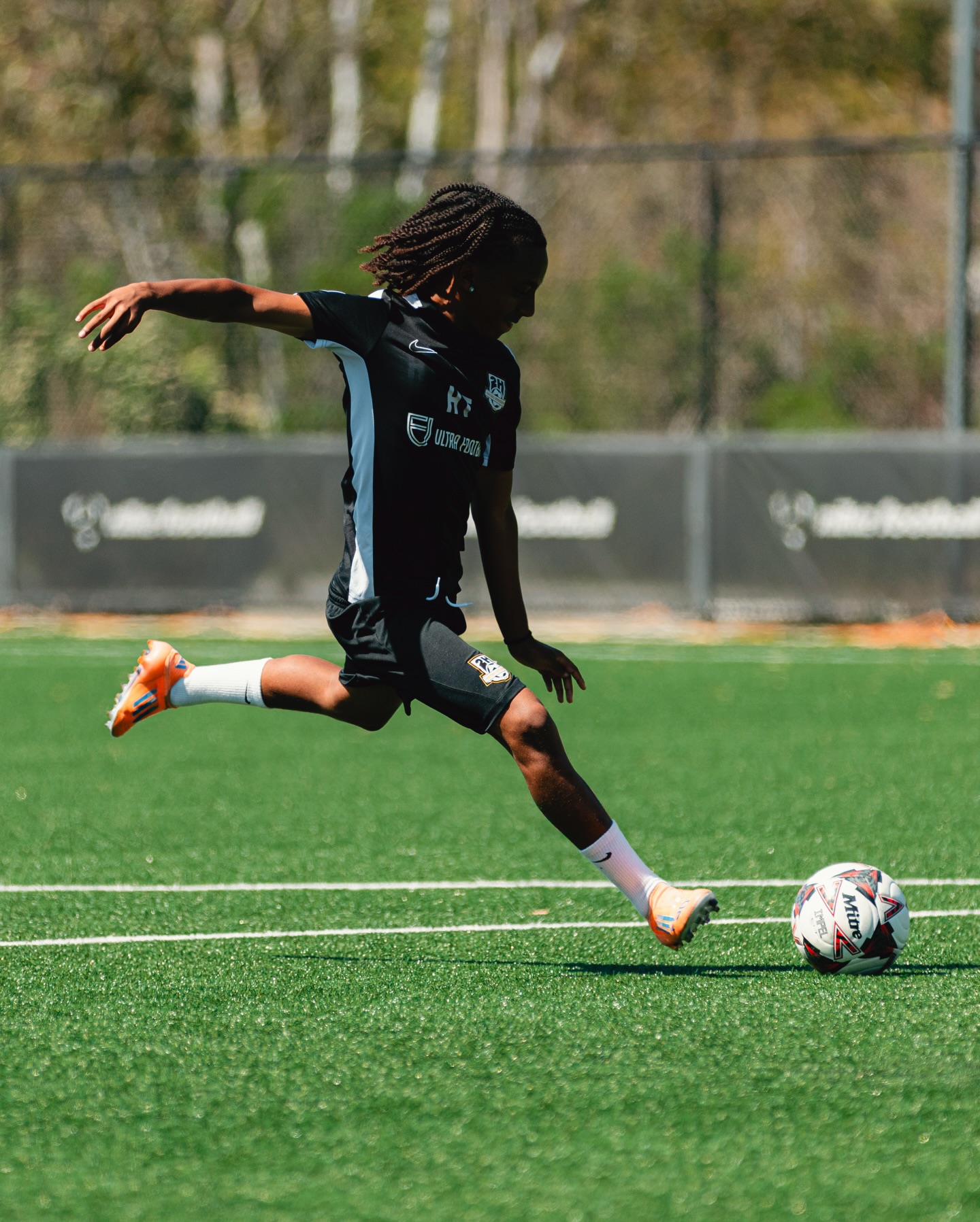 2 Halfs Football... - 2 Halfs Football Development