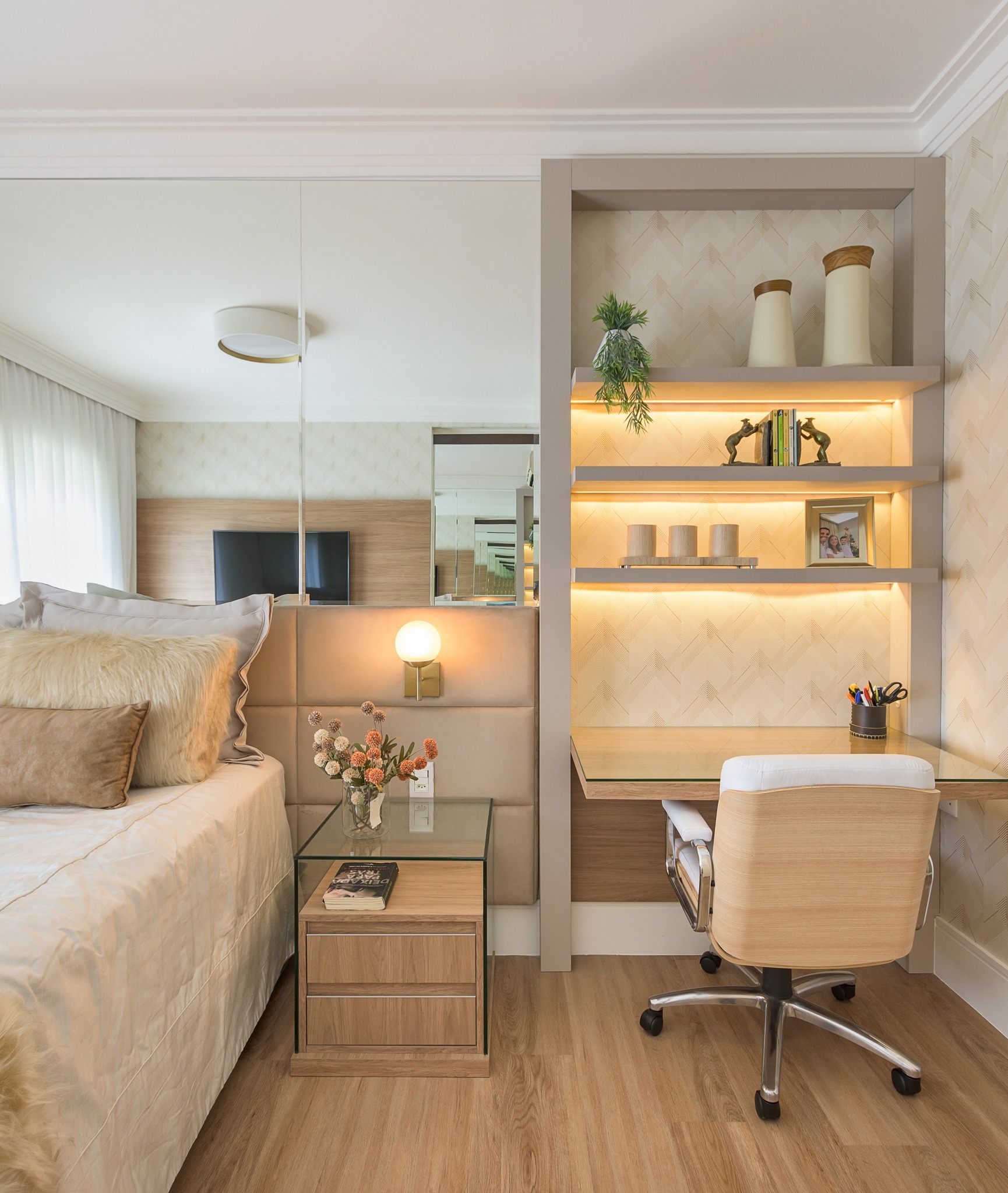 Angelina Bunselmeyer Arquitetura - Criamos um espaço para home office a ...