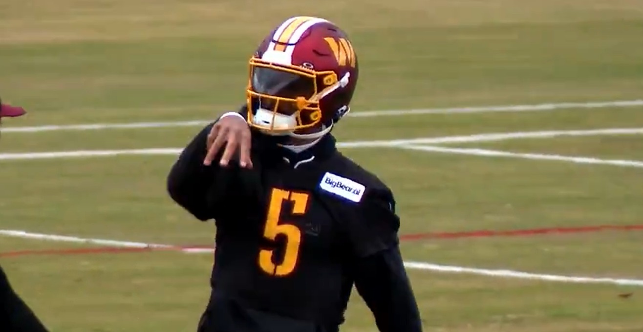 Riggo's - Jayden in the Super Bowl era helmet at practice today. 🔥🔥 ...
