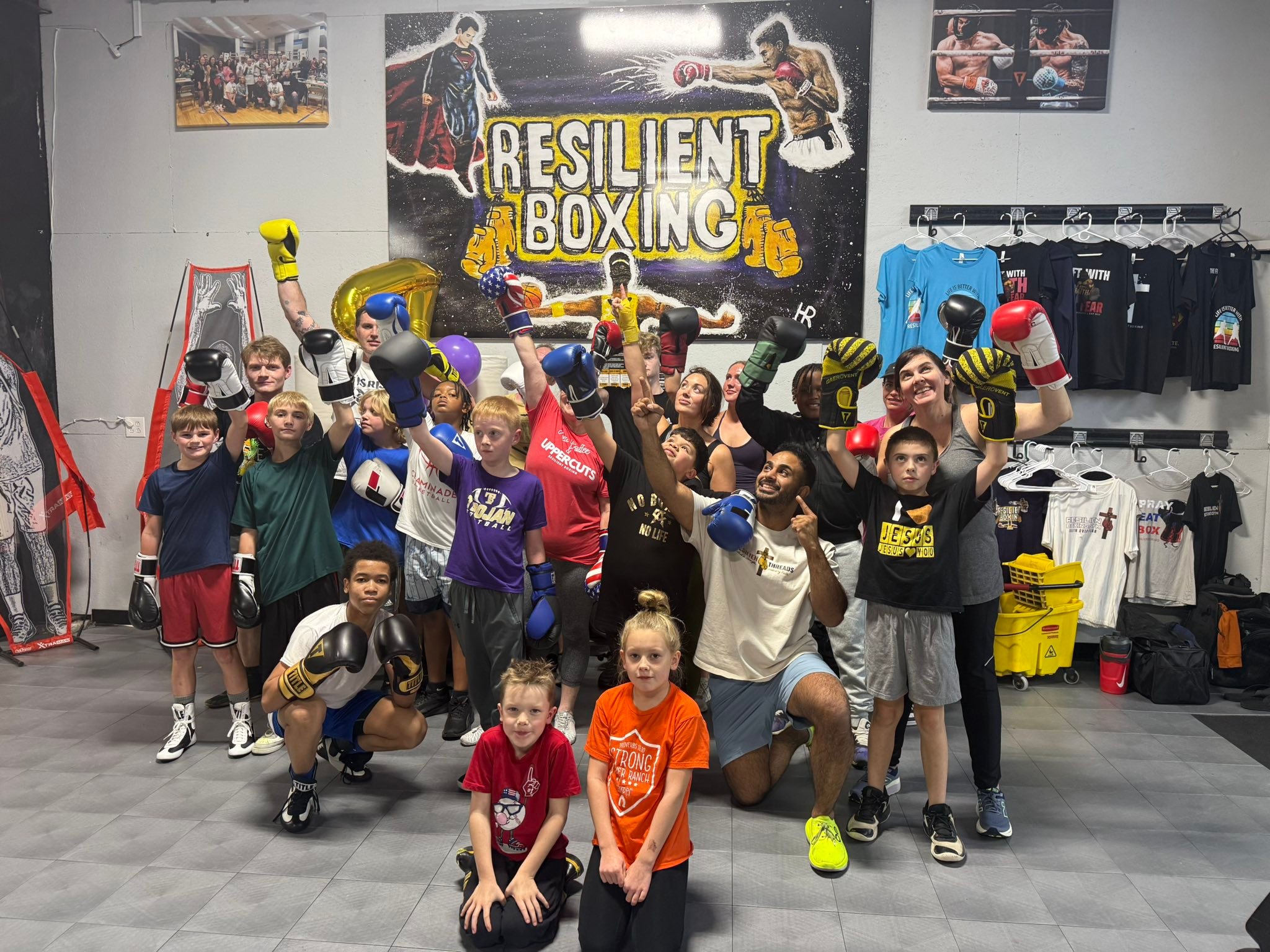 Praise, Boxing & worship! A big thank... - Resilient Boxing | Facebook