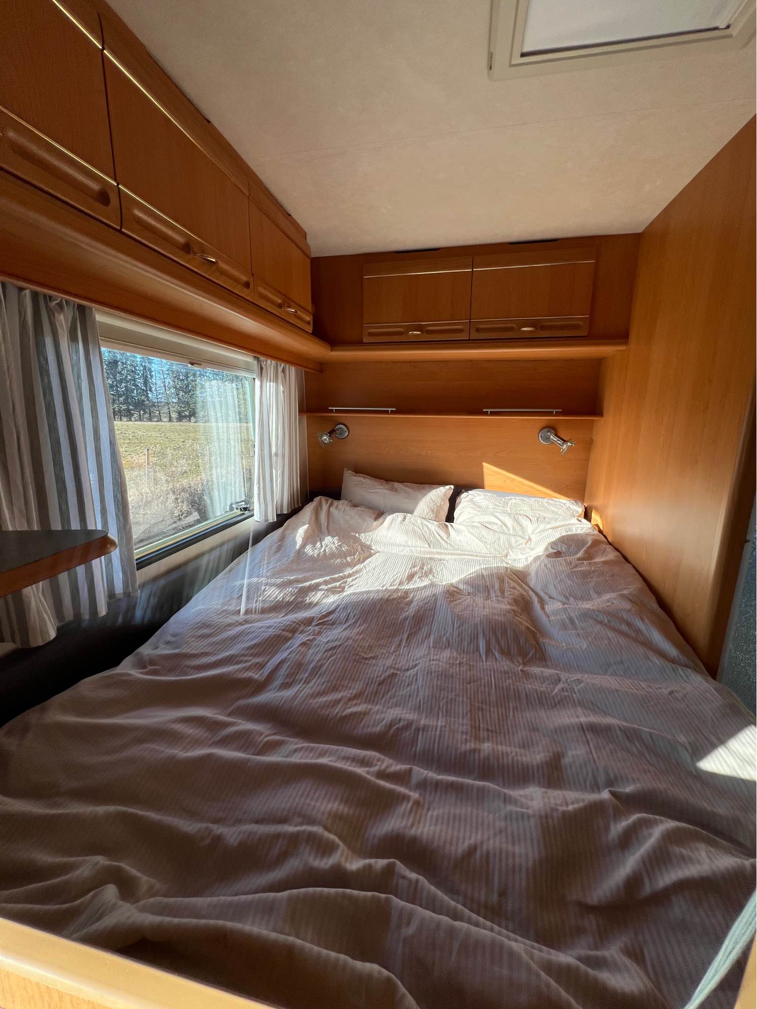 Adria 462 -02 - RVs & Campers - Motala | Facebook Marketplace | Facebook