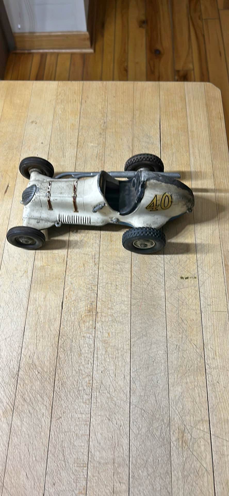 Vintage Roy Cox thimble drome champion tether race car no engine. #40 ...