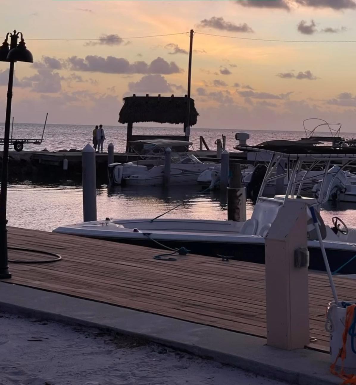 Beach - Breezy Palms Resort is a family-friendly Florida Keys ...